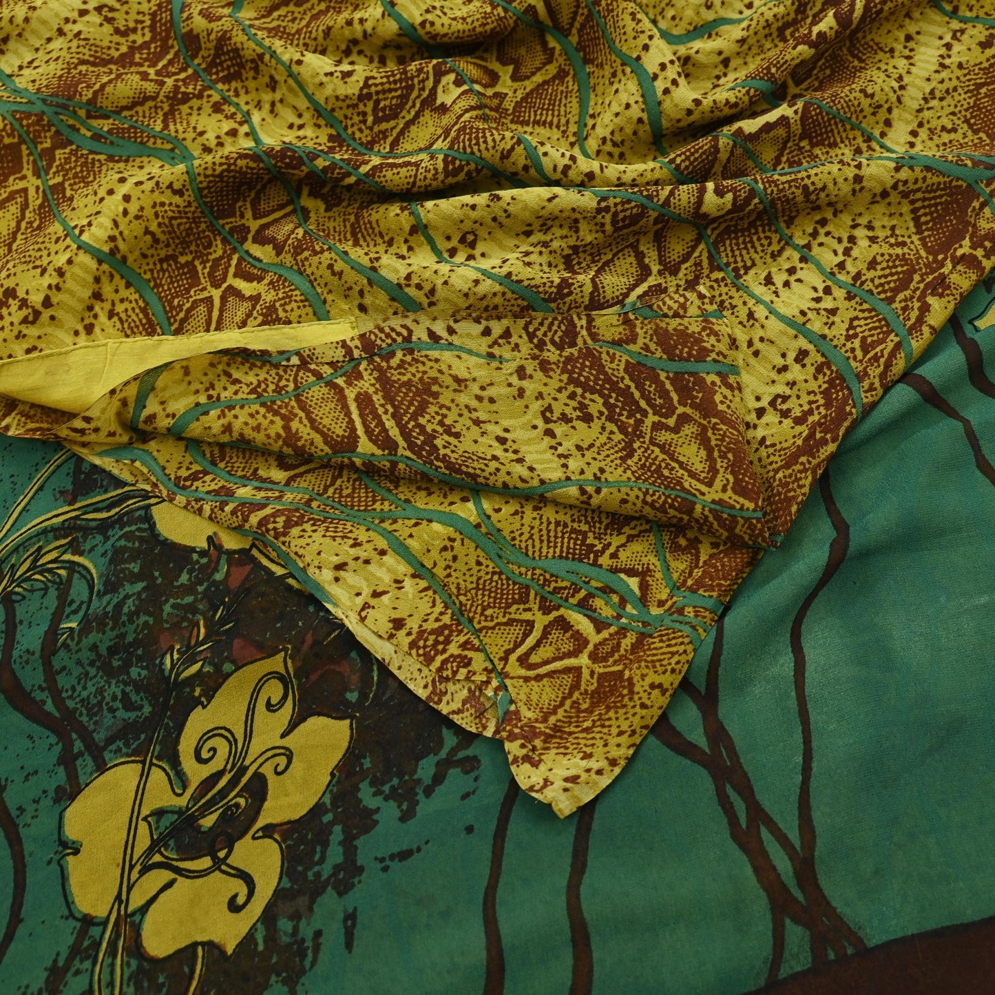 Women Vintage Sari Green Pure Georgette Silk Printed Saree Craft Fabric Sewing 5Yd Soft Light Dress Making Floral Quilting Crafting Upcycle