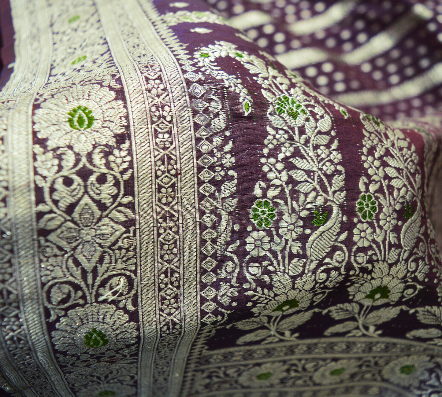 Indian Vintage Sari Purple Heavy Wedding Pure Silk Woven Banarasi Brocade Saree Golden Zari 5Yard