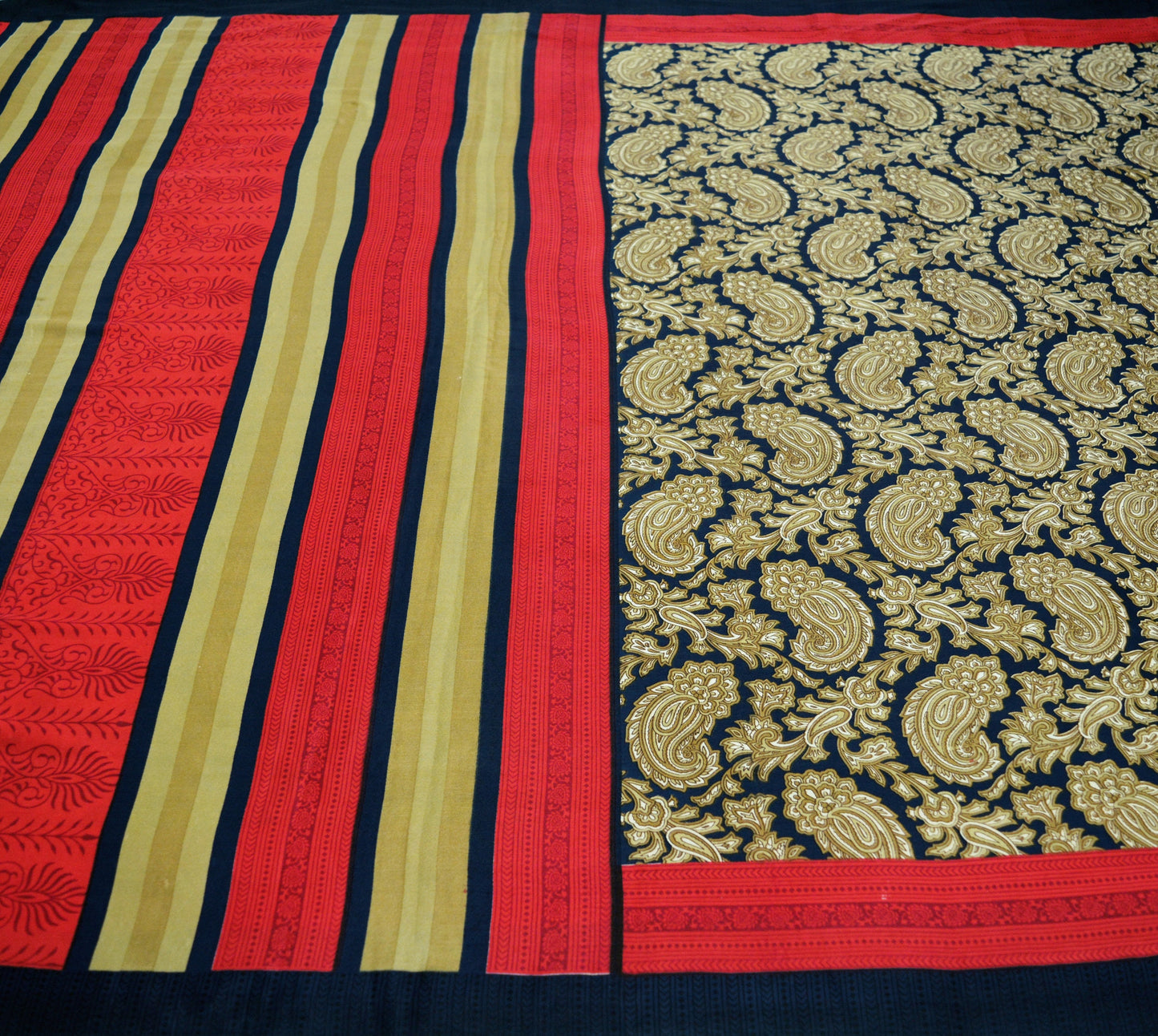FREE SHIPPING Indian Vintage Beige & Red Saree Moss Crepe Printed Indian Sari 5yard Sewing Paisley Soft Craft Fabric Dressmaking