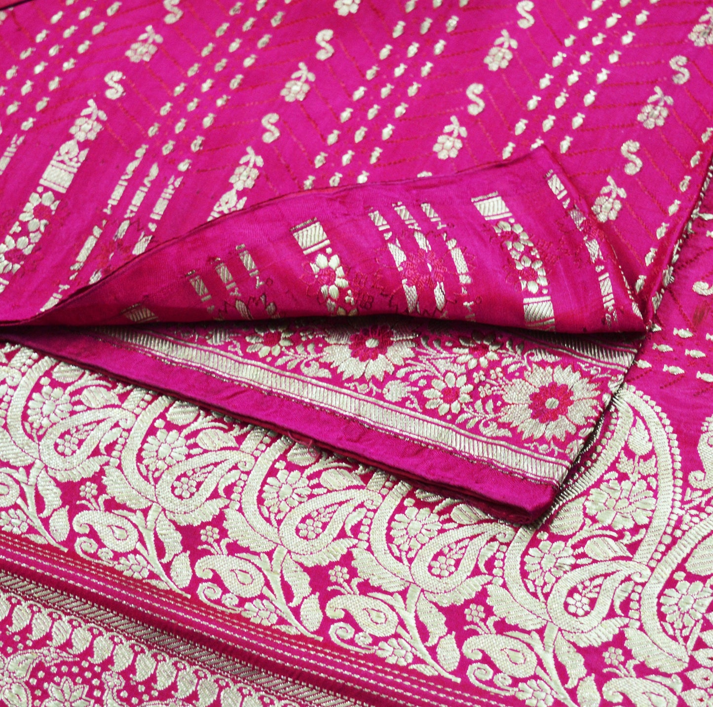 Indian Vintage SariHeavy Wedding Pure Satin Silk Rani Pink saree Banarasi Brocade Saree Golden Zari 5Yard