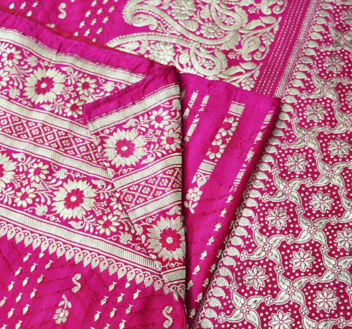 Indian Vintage SariHeavy Wedding Pure Satin Silk Rani Pink saree Banarasi Brocade Saree Golden Zari 5Yard