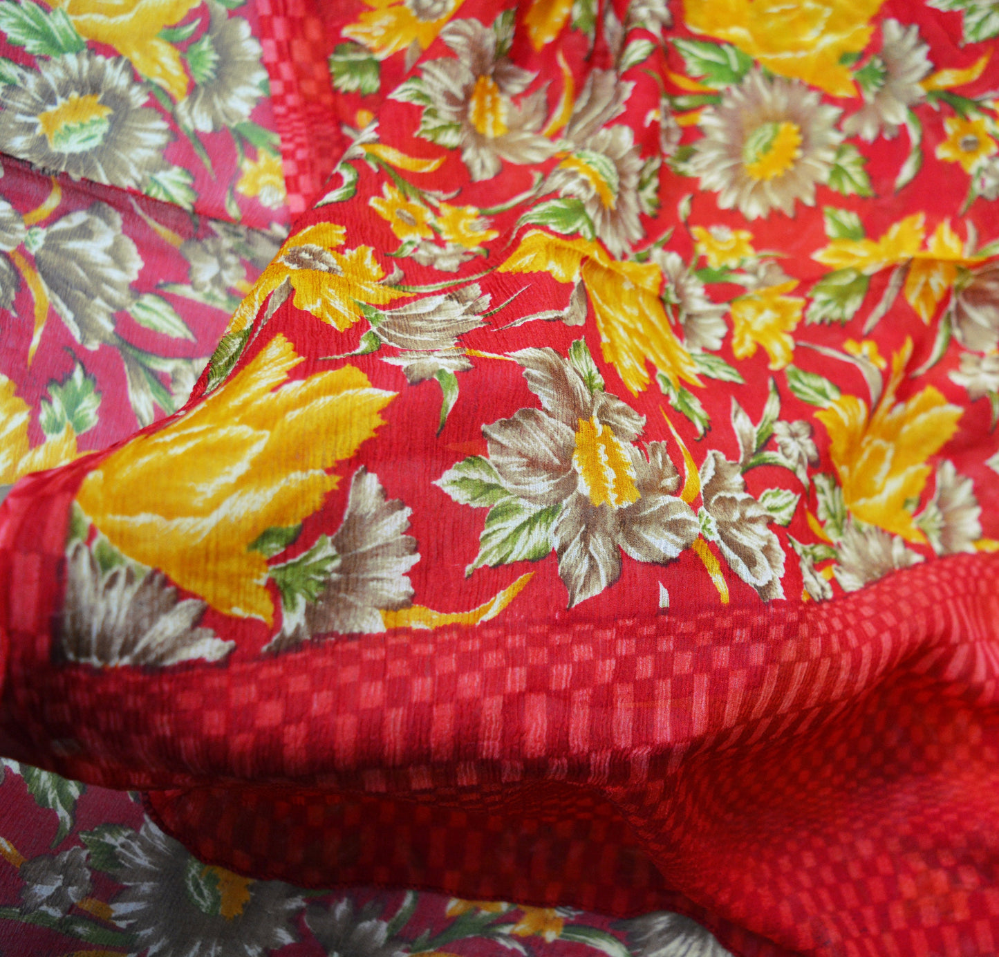 Women Vintage Sari Red Pure Chiffon Silk Printed Saree Craft Fabric Sewing 5Yard Soft Light Sari Dress Making Floral