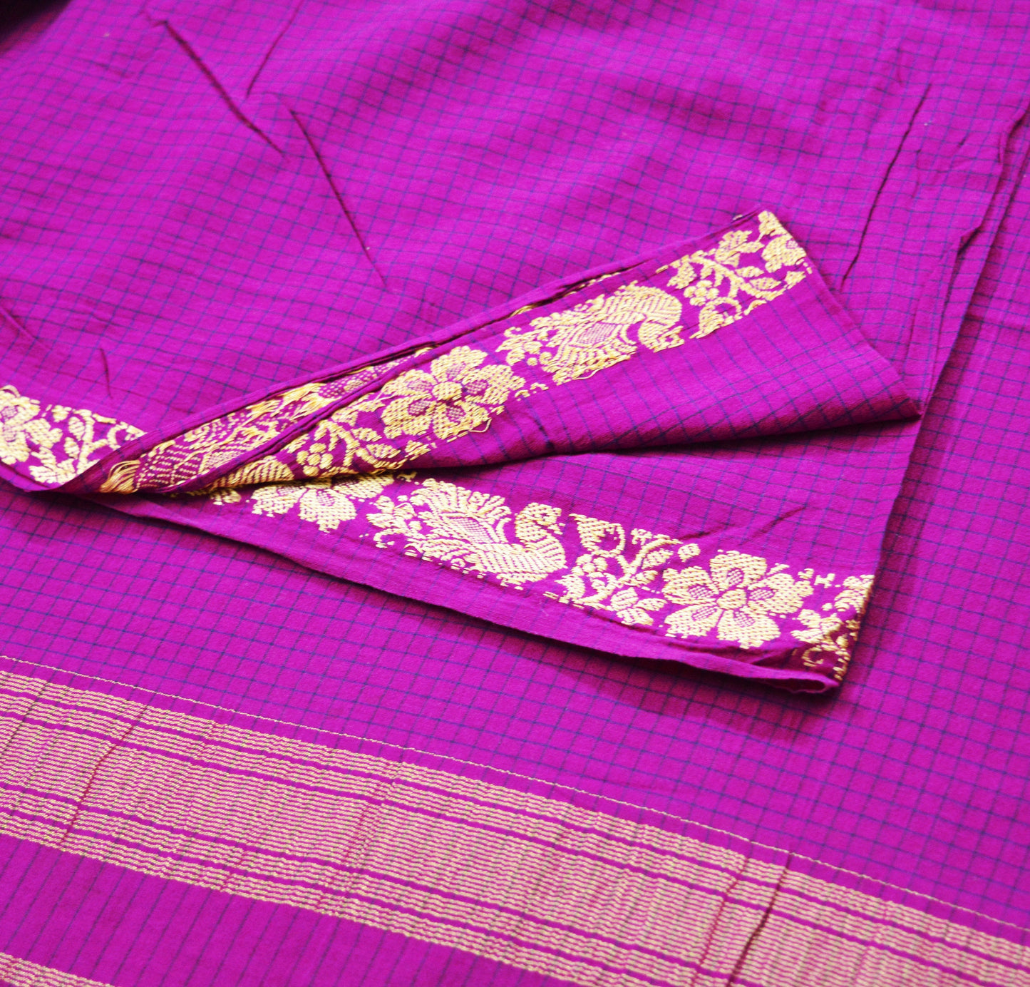 Vintage Sari Purple Pure Cotton Hand Woven Saree Golden Zari 5Yard Soft Floral Golden Zari