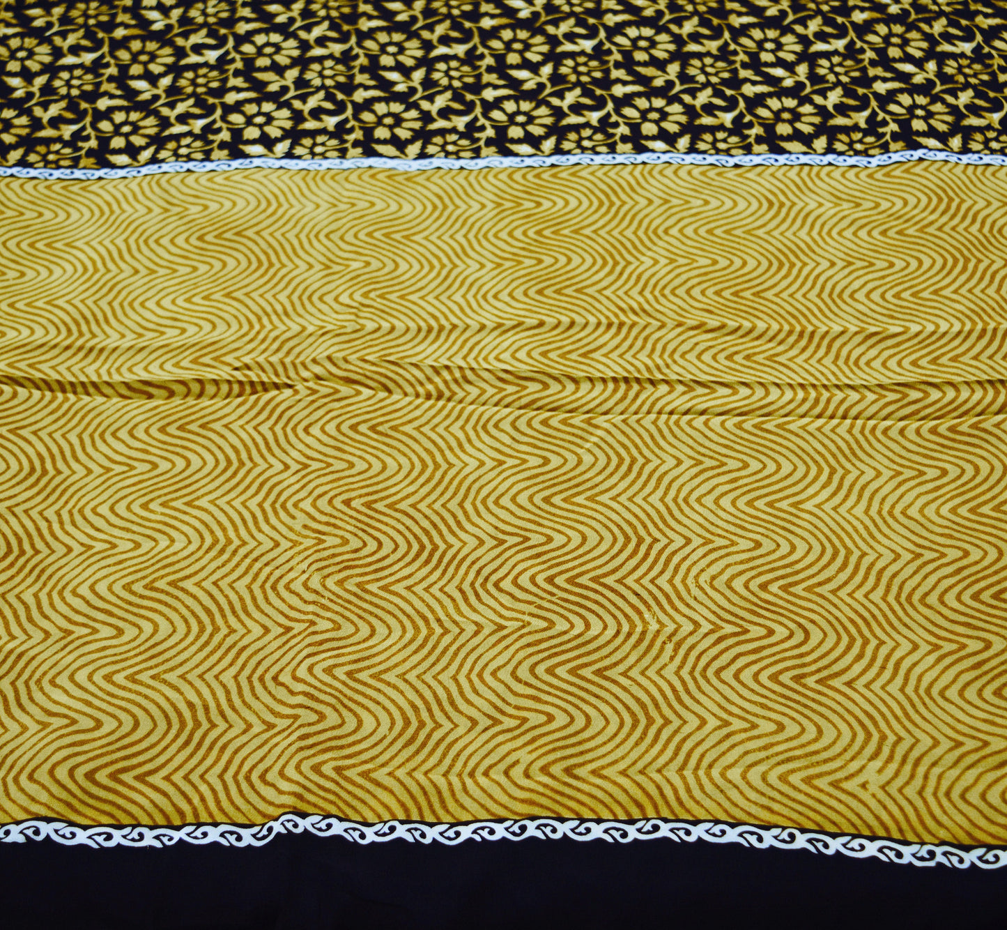 Indian Vintage Sari Beige & Black Pure Crepe Silk Printed Saree 5yard Sewing Floral Soft Craft Fabric Wrap