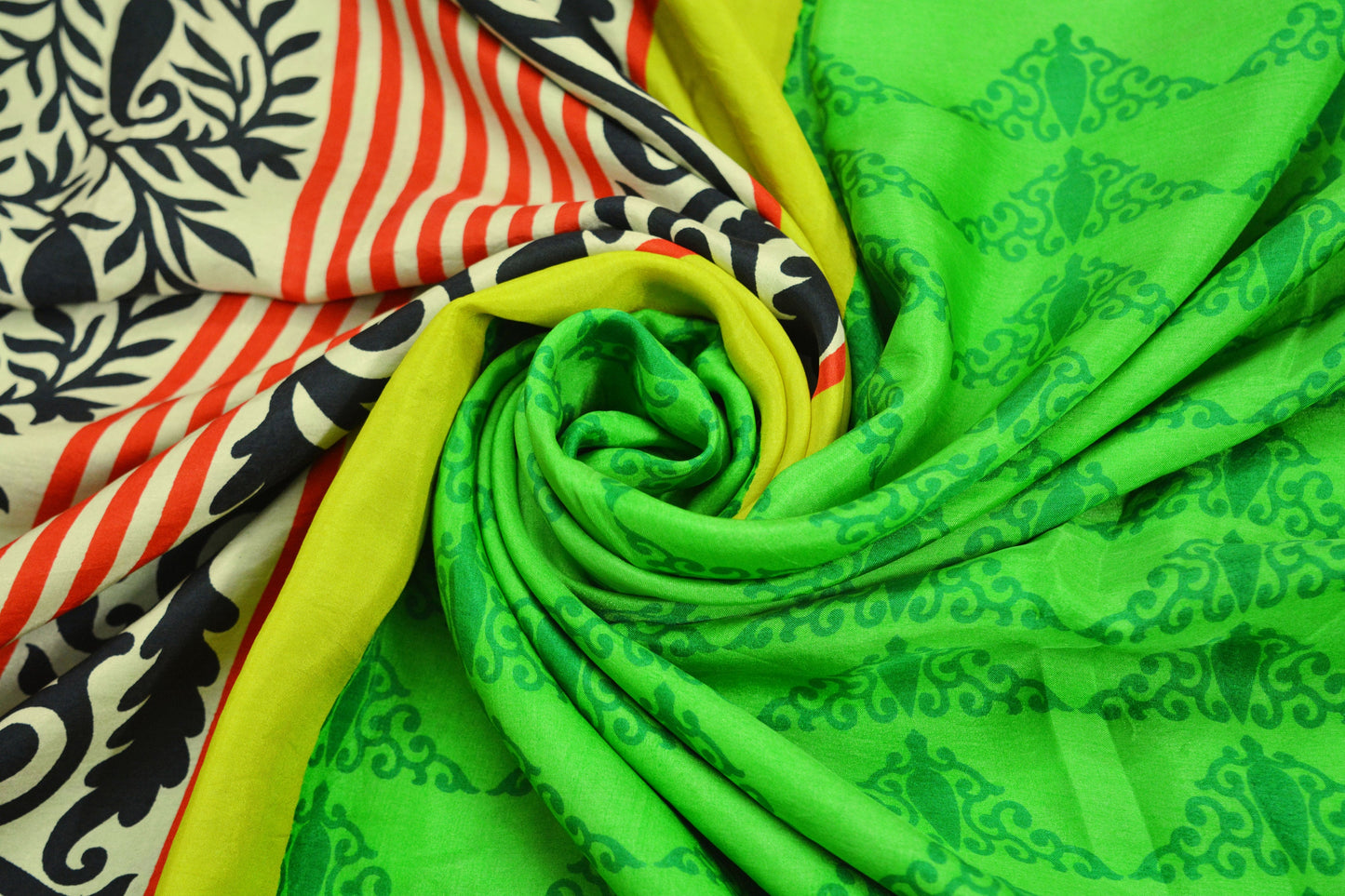 Indian Vintage Sari Green Pure Silk Printed Saree Craft Fabric 5yd Sewing Quilting DressMaking Soft Floral Design