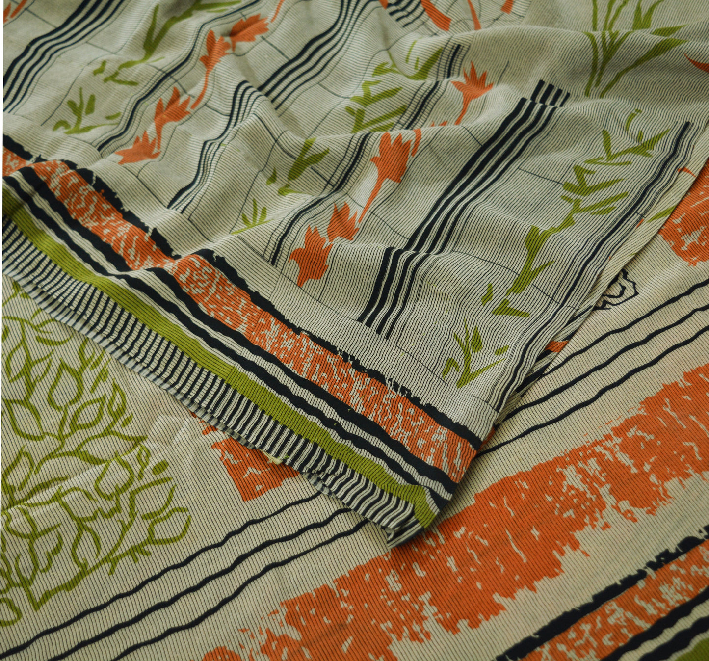 Indian Vintage Sari Pure Crepe Silk Printed Saree Craft Fabric 5yd Sewing Floral Wrap