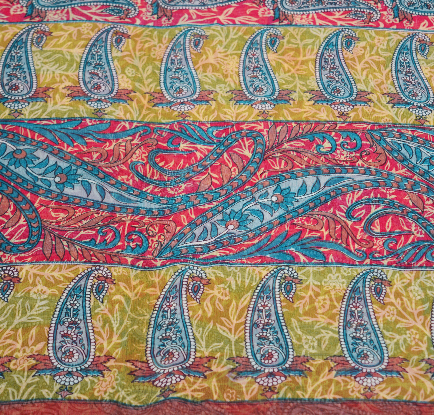 Women Vintage Sari Green & Red Pure Chiffon Silk Printed Saree Craft Fabric Sewing 5Yd Soft Light Sari Dress Making Floral