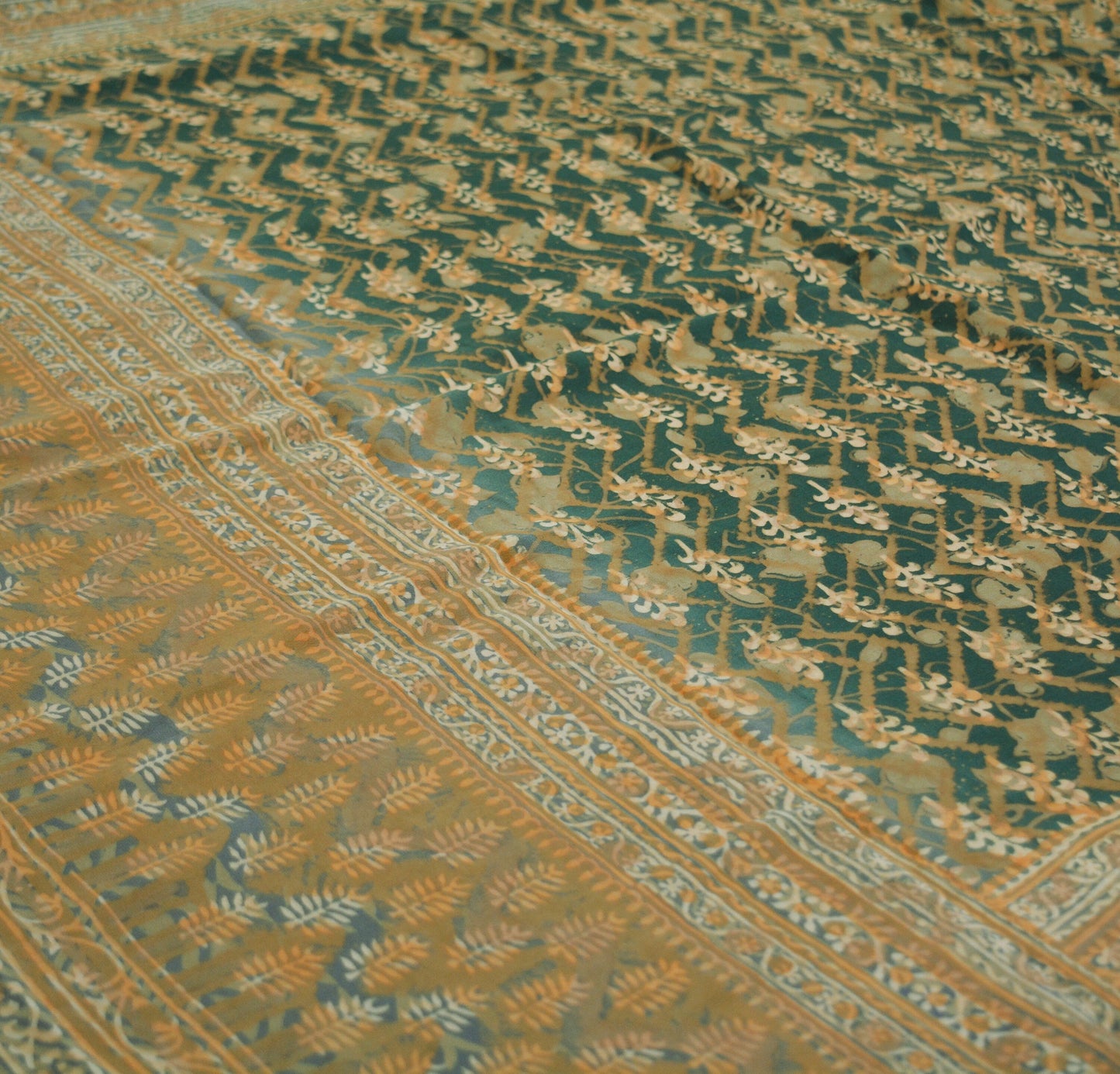 Indian Vintage Sari Green & Gray Pure Crepe Silk Block Printed Saree 5yard Sewing Floral Soft Craft Fabric Wrap