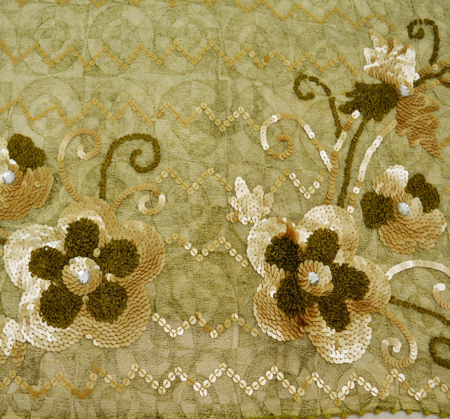 Indian Vintage Sari Ivory Hand Embroidered Pure Georgette Silk Saree Craft Fabric 6Yd Sequins Ethnic