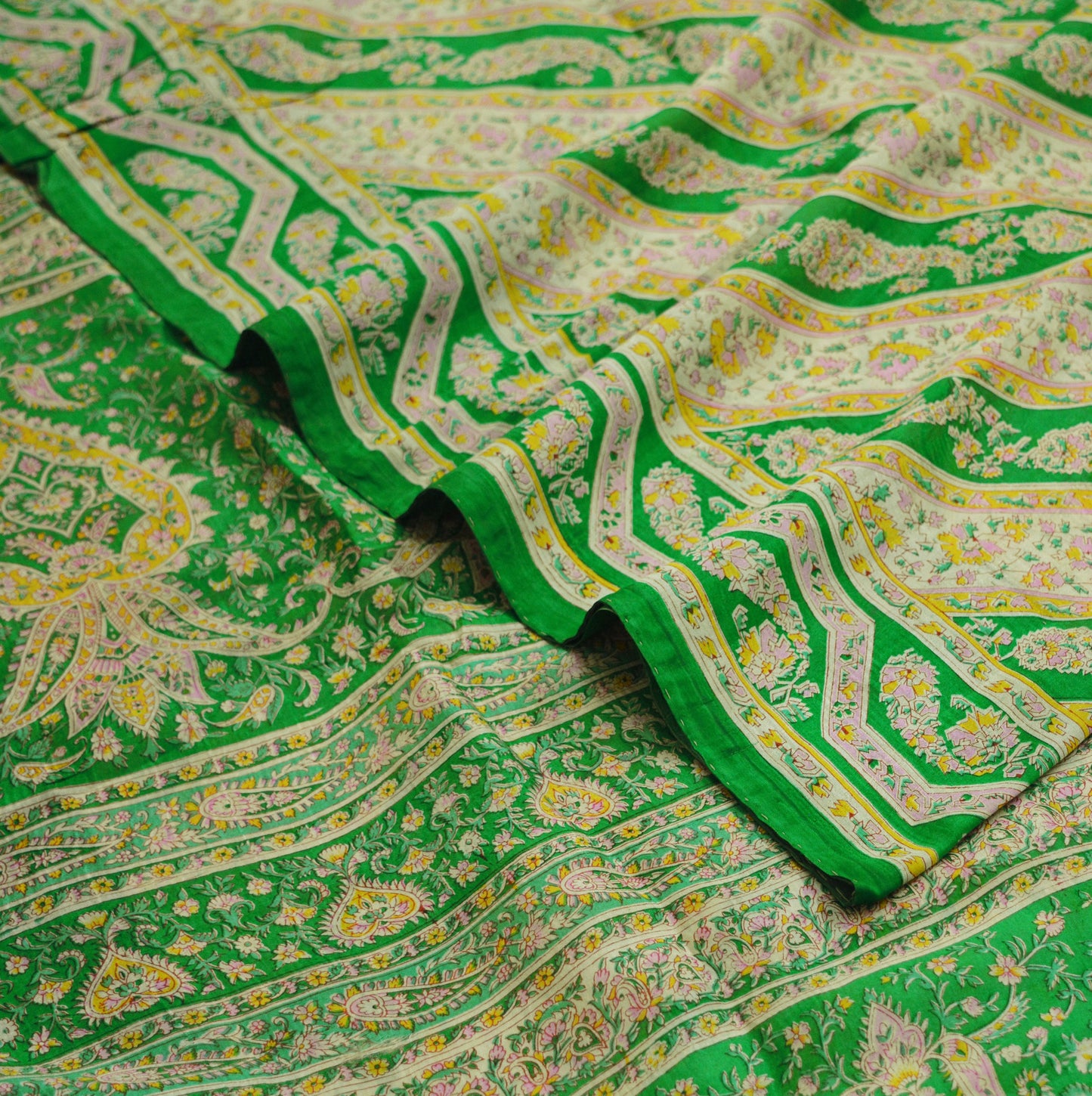 Indian Vintage Sari Ivory & Green Pure Silk Printed Saree Fabric 5yd Sewing Craft Fabric DressMaking Soft