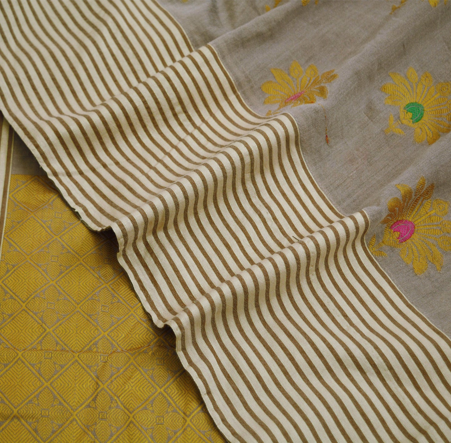 Indian Vintage Saree Brown Blend Cotton Hand Woven Painted Sari Indian Sari Fabric 5Yard Floral Soft