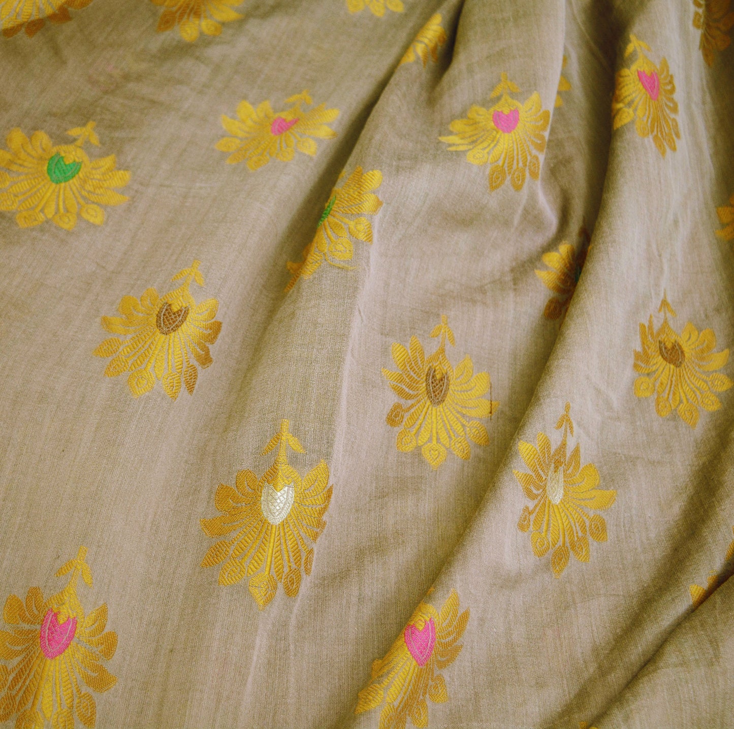 Indian Vintage Saree Brown Blend Cotton Hand Woven Painted Sari Indian Sari Fabric 5Yard Floral Soft
