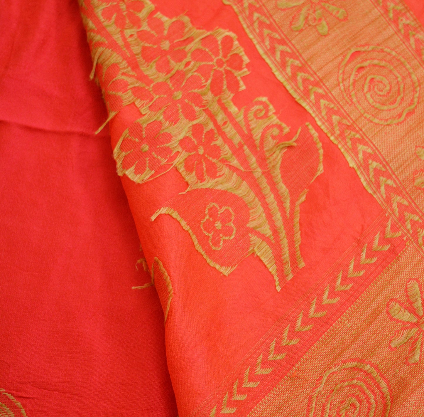 Indian Vintage Sari Red & Orange Pure Silk Hand Woven Saree Fabric 5Yard Sewing Ethnic Floral