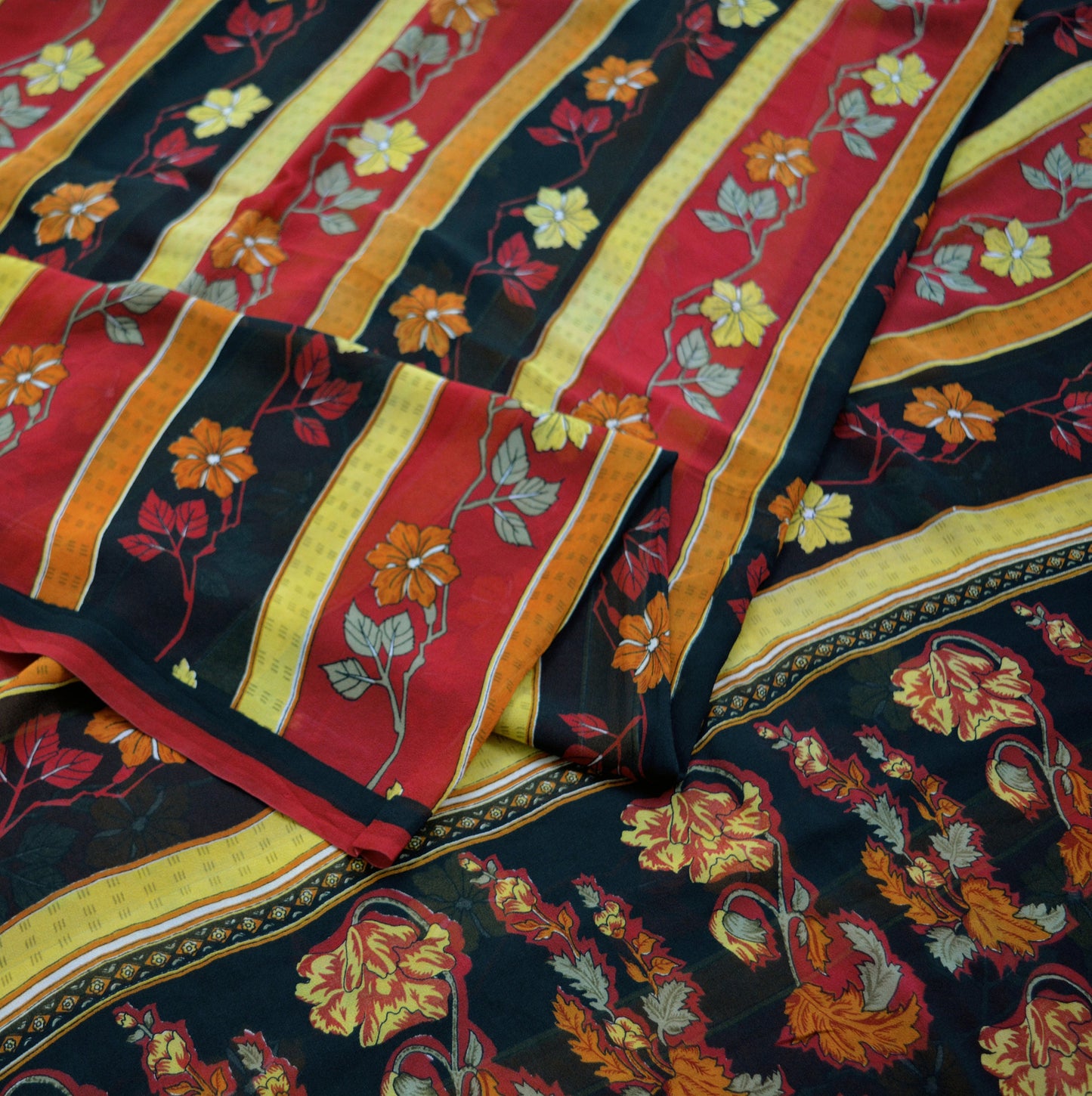 Women Vintage Sari Black & Red Pure Georgette Silk Printed Saree Craft Fabric Sewing 5Yard Soft Light Dress Making Floral