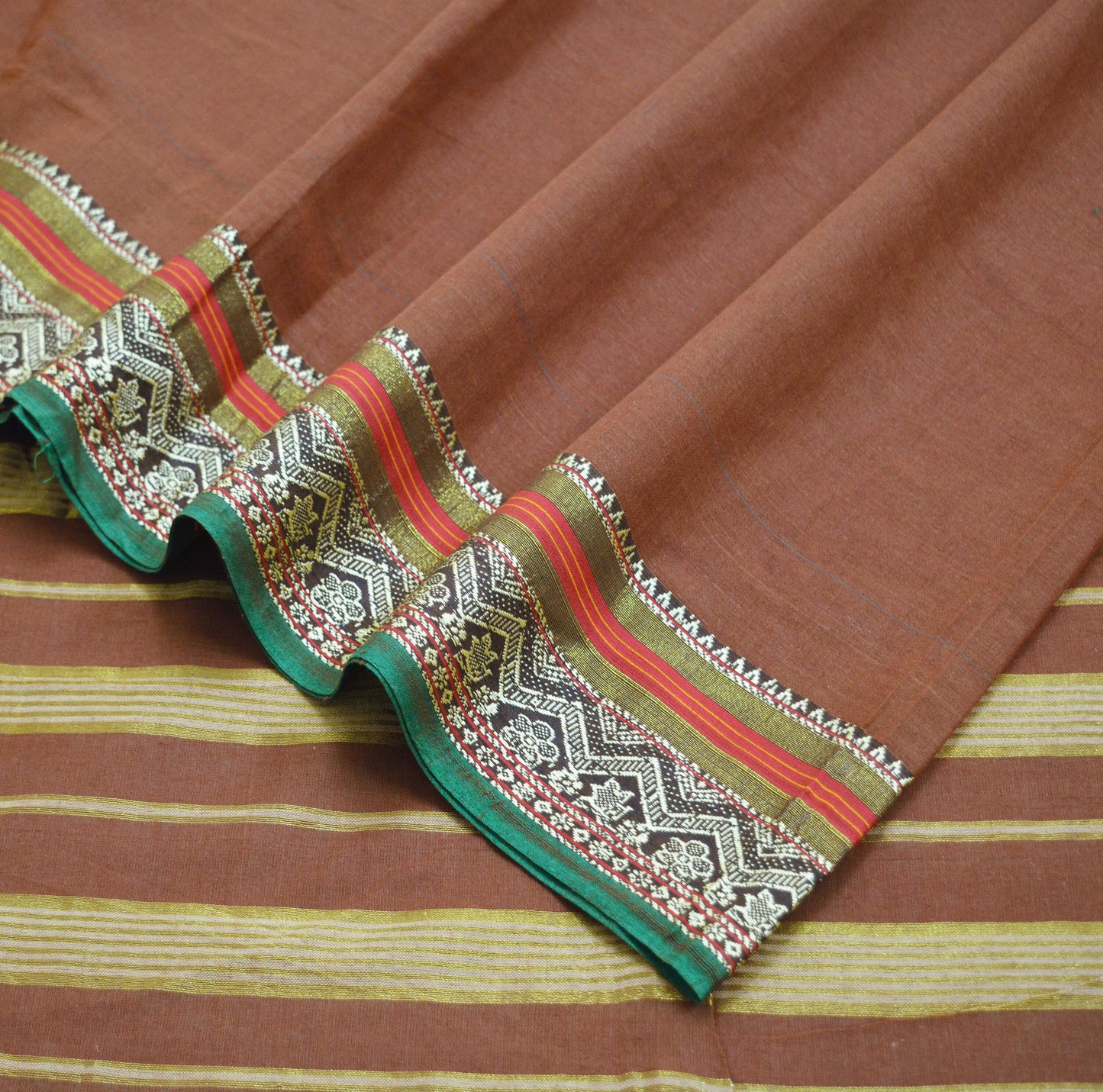 Vintage Sari Brown Pure Cotton Hand Woven Saree Golden Zari 5Yard Soft Floral Ethnic
