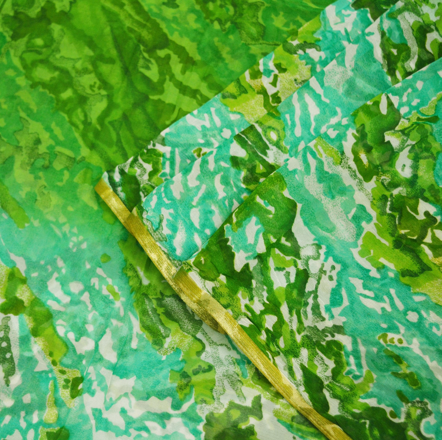 Indian Women Vintage Sari White & Green Blend Chiffon Printed Saree Sewing 5yard Soft Craft Floral Design Wrap Boho Zari