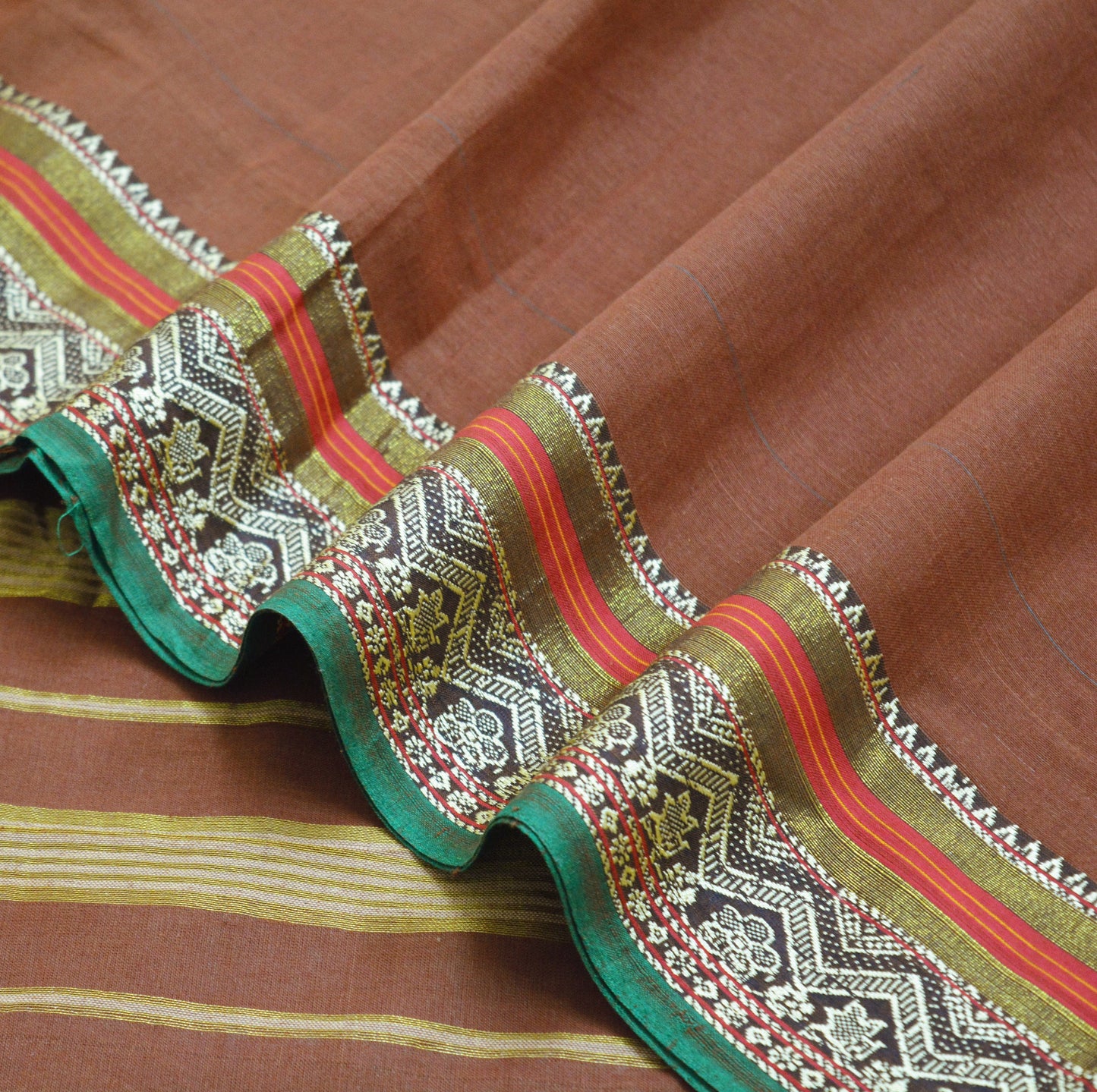 Vintage Sari Brown Pure Cotton Hand Woven Saree Golden Zari 5Yard Soft Floral Ethnic