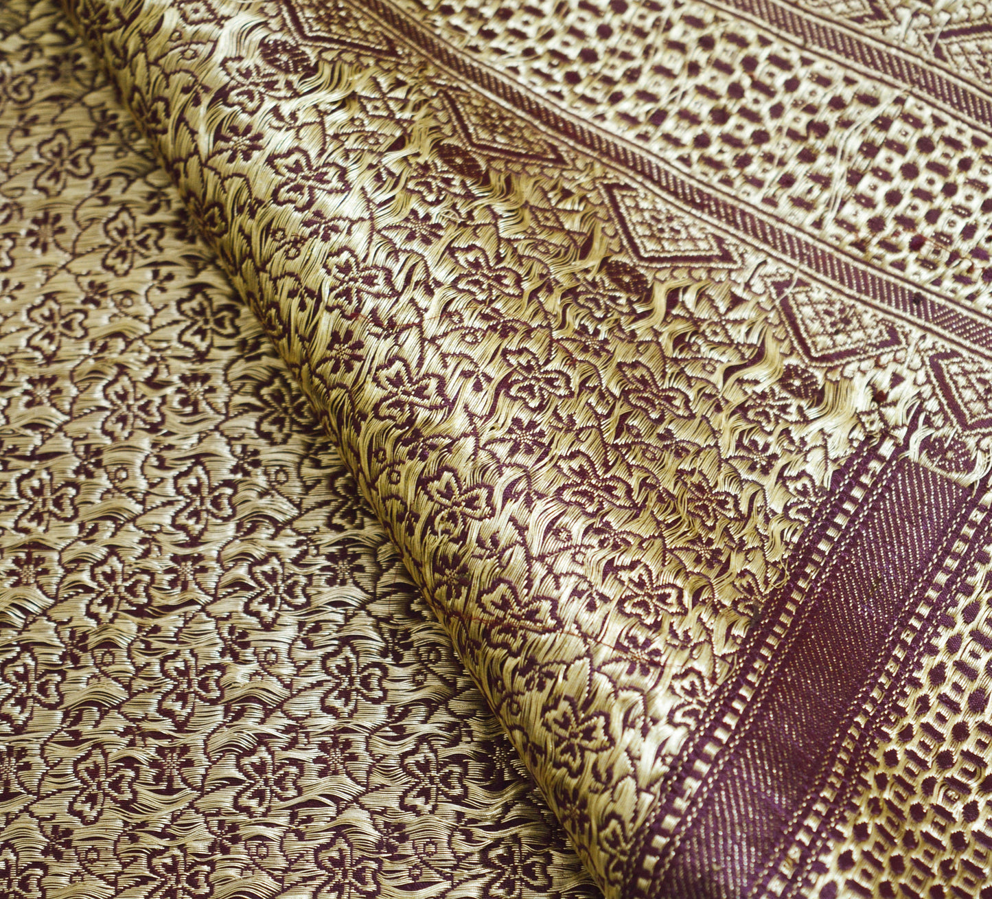 Indian Vintage Sari Maroon Heavy Wedding Pure Satin Silk Woven Banarasi Brocade Saree Golden Zari 5Yd