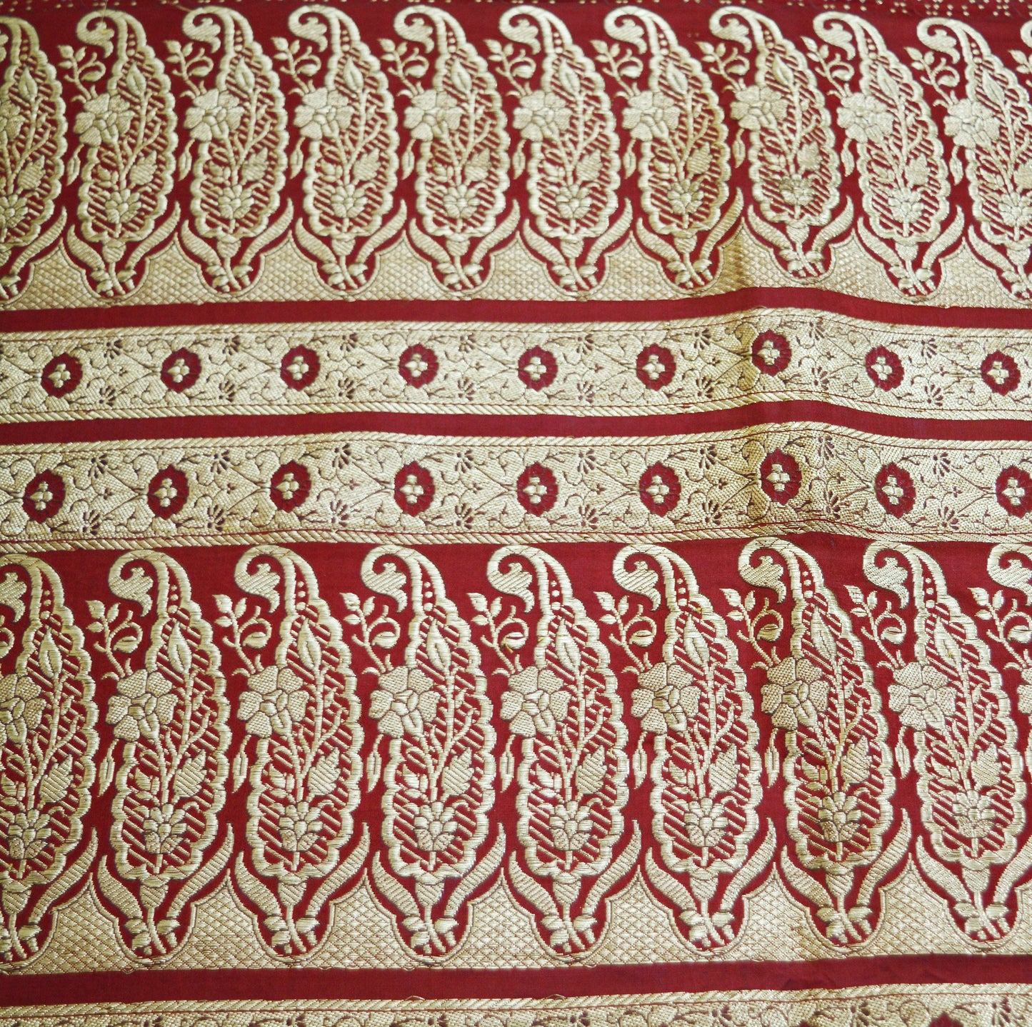 Indian Vintage Sari Maroon Heavy Wedding Pure Satin Silk Woven Banarasi Brocade Saree Golden Zari 5Yd