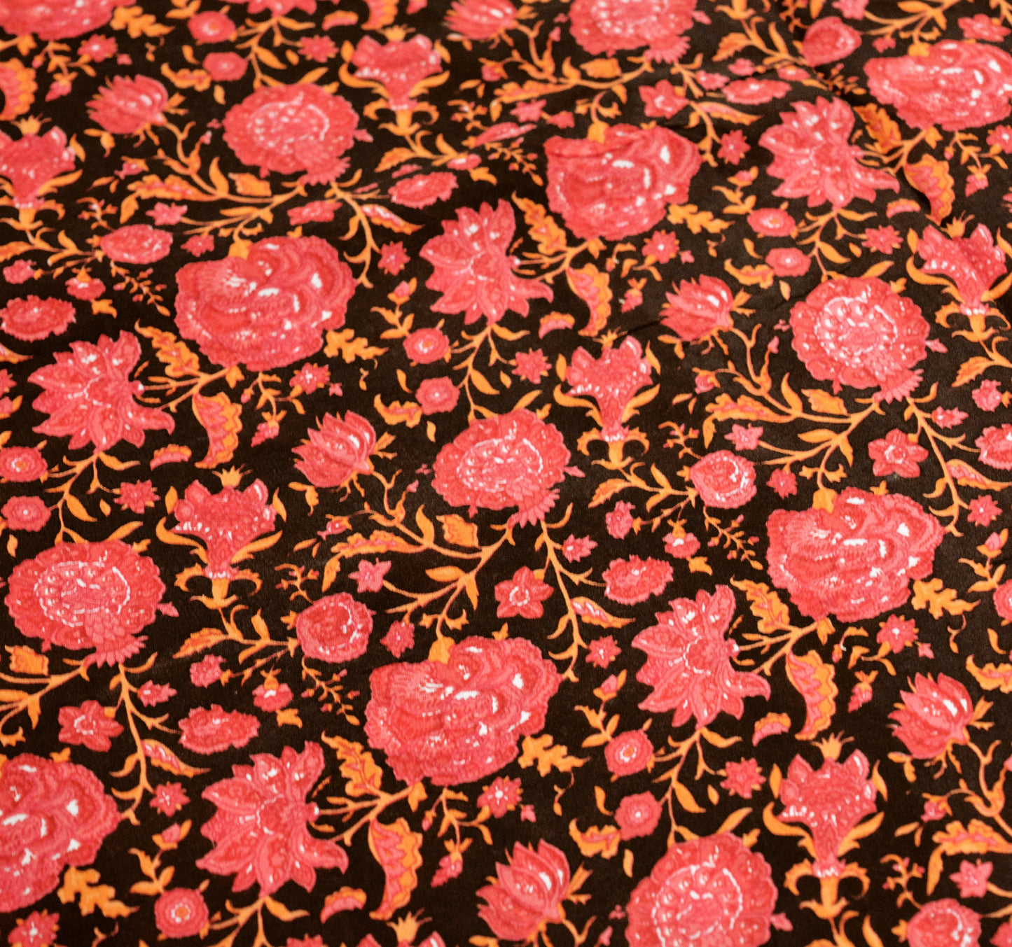 Indian Vintage Sari Pink & Black Pure Crepe Silk Printed Saree 5yard Sewing Floral Soft Craft Fabric Ethnic Wrap