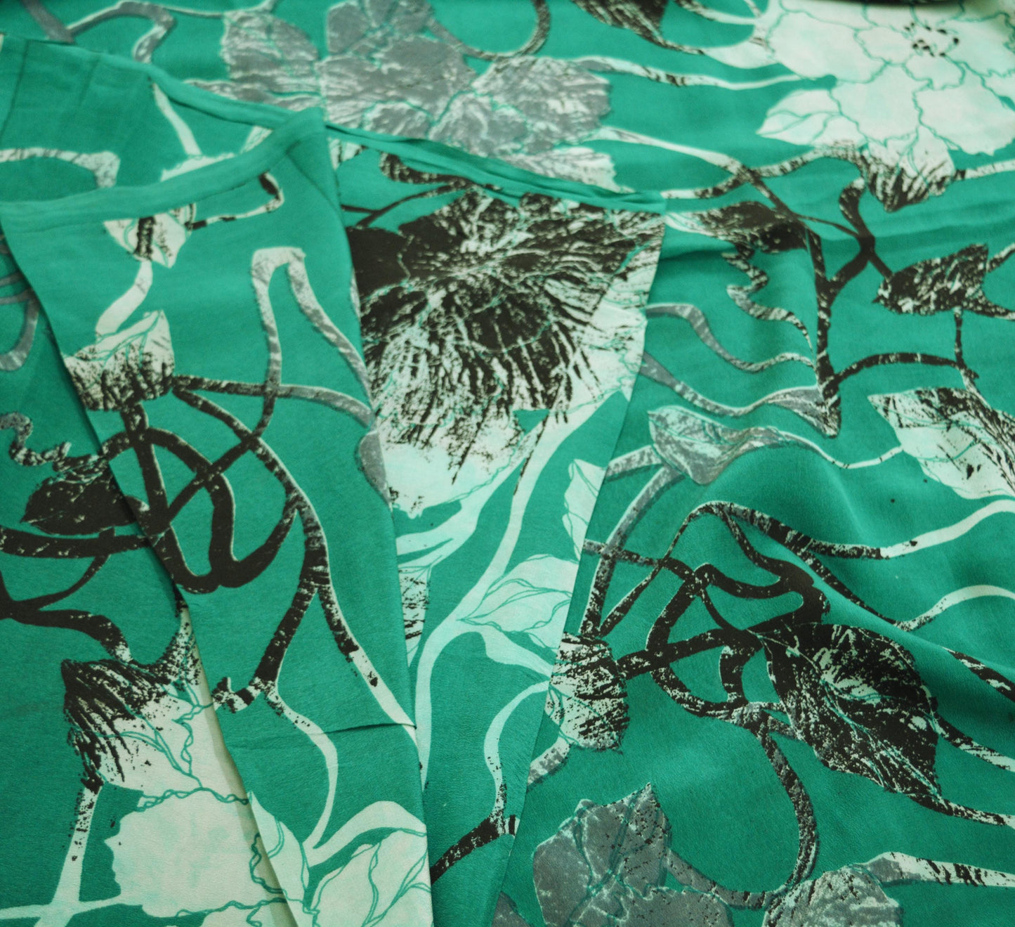 Indian Vintage Sari Green Pure Crepe Silk Printed Saree 5yard Sewing Floral Soft Craft Fabric Wrap