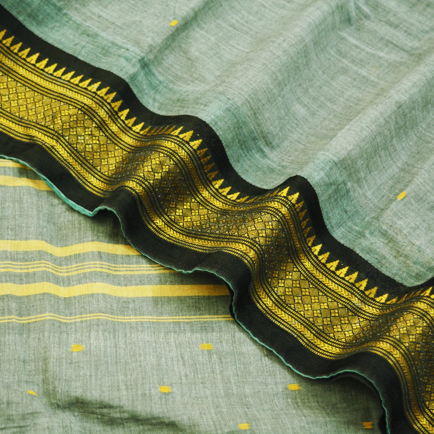 Vintage Sari Gray Pure Cotton Hand Woven Saree Golden Zari 5Yard Soft Floral Golden Zari