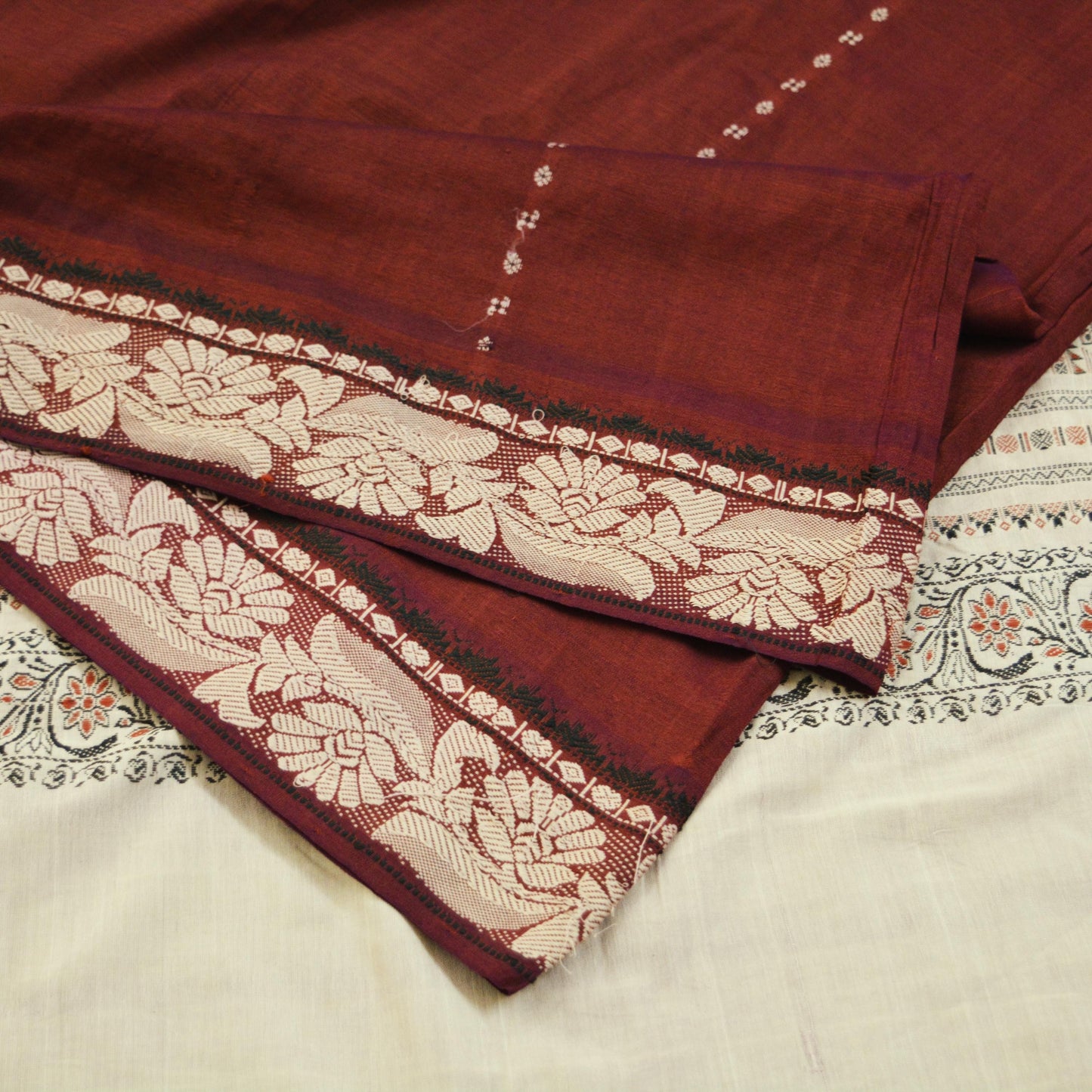 Indian Vintage Sari Maroon & Cream Pure Cotton Hand Woven Baluchari Saree 5yard Ethnic Fringes Peacock