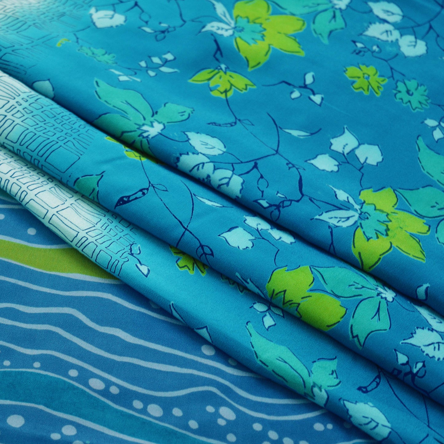 Indian Vintage Sari Blue & Green Pure Crepe Silk Printed Saree 5yard Sewing Floral Soft Craft Fabric Wrap