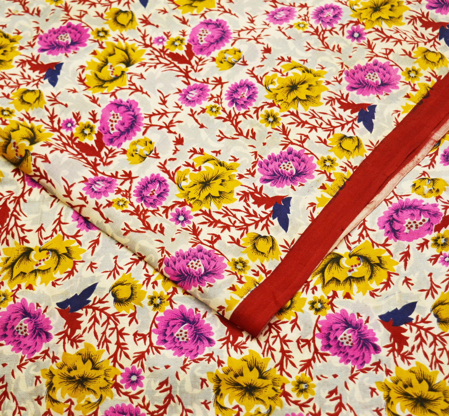 Indian Vintage Sari Ivory & Red Pure Silk Printed Saree 5yd Sewing Craft Fabric DressMaking Soft Wrap Upcycle Used
