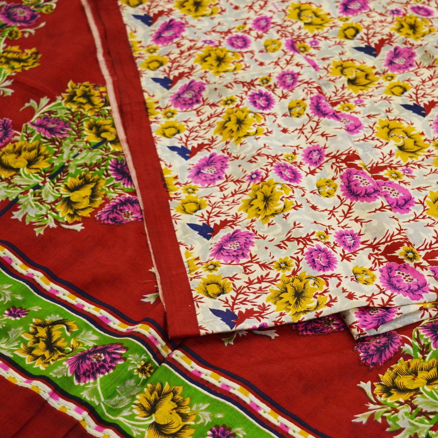 Indian Vintage Sari Ivory & Red Pure Silk Printed Saree 5yd Sewing Craft Fabric DressMaking Soft Wrap Upcycle Used