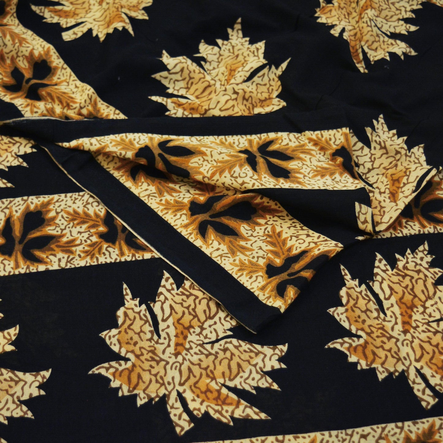 Indian Vintage Sari Black Printed 100% Pure Cotton Saree Craft Fabric 5Yard Sewing Sarong Wrap Boho Floral