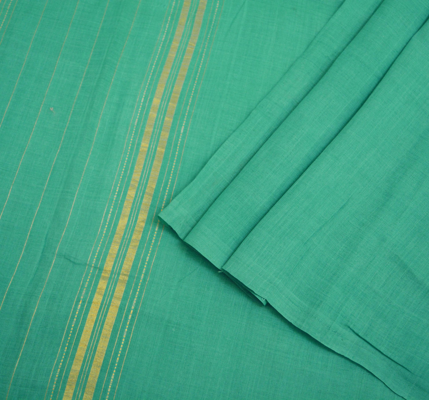 Vintage Sari Green Pure Cotton Hand Woven Saree 5Yard Soft Floral Golden Zari