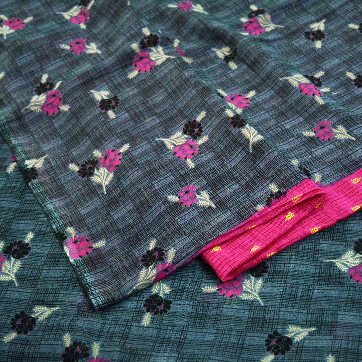 Indian Vintage Sari Gray & Pink Printed Blend Cotton Saree Craft Soft Fabric 5Yard Sewing Sarong Wrap Boho Paisley