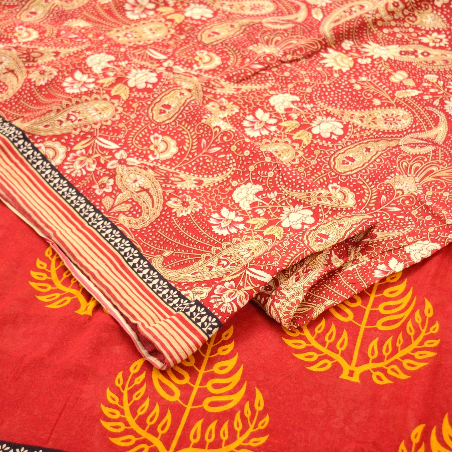 Indian Vintage Sari Red Printed Saree 100% Pure Cotton 5Yd Craft Fabric Sewing Soft Sarong Wrap Boho Paisley Quilting Dress Making Crafting