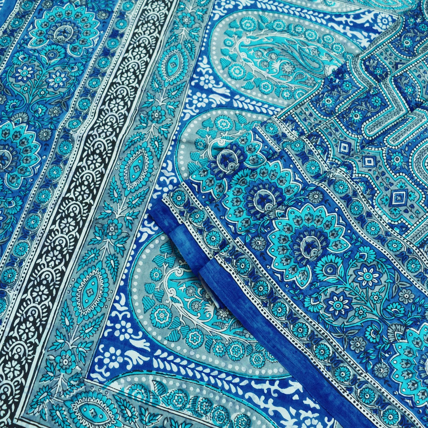 Indian Vintage Sari Blue & Gray 100% Pure Silk Printed Saree 5yd Sewing Craft Fabric Soft DressMaking Wrap Quilting Wrapping Crafting