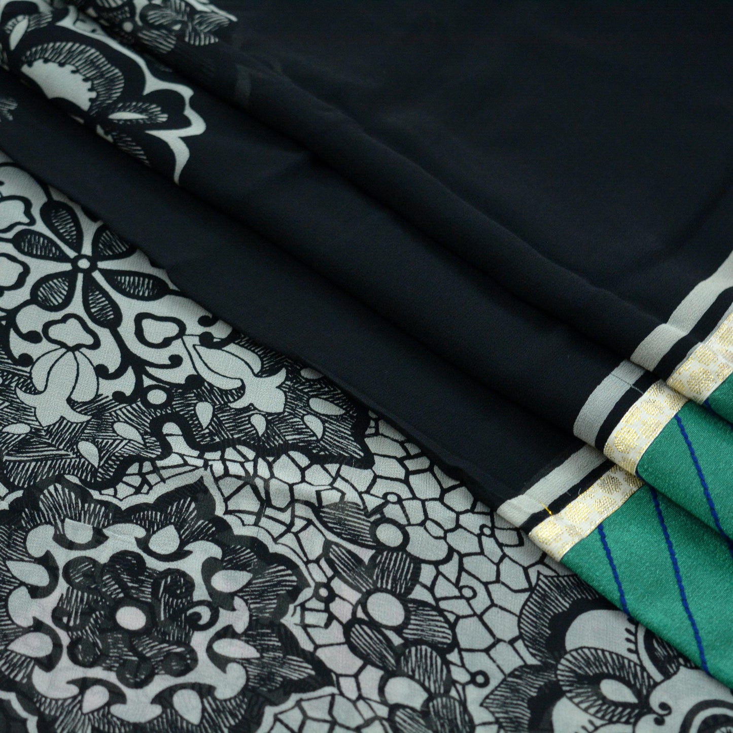 Indian Women Vintage Sari Black 100% Pure Georgette Silk Printed Saree Sewing 5yard Soft Craft Zardozi Border Quilting Dress Making Upcycle