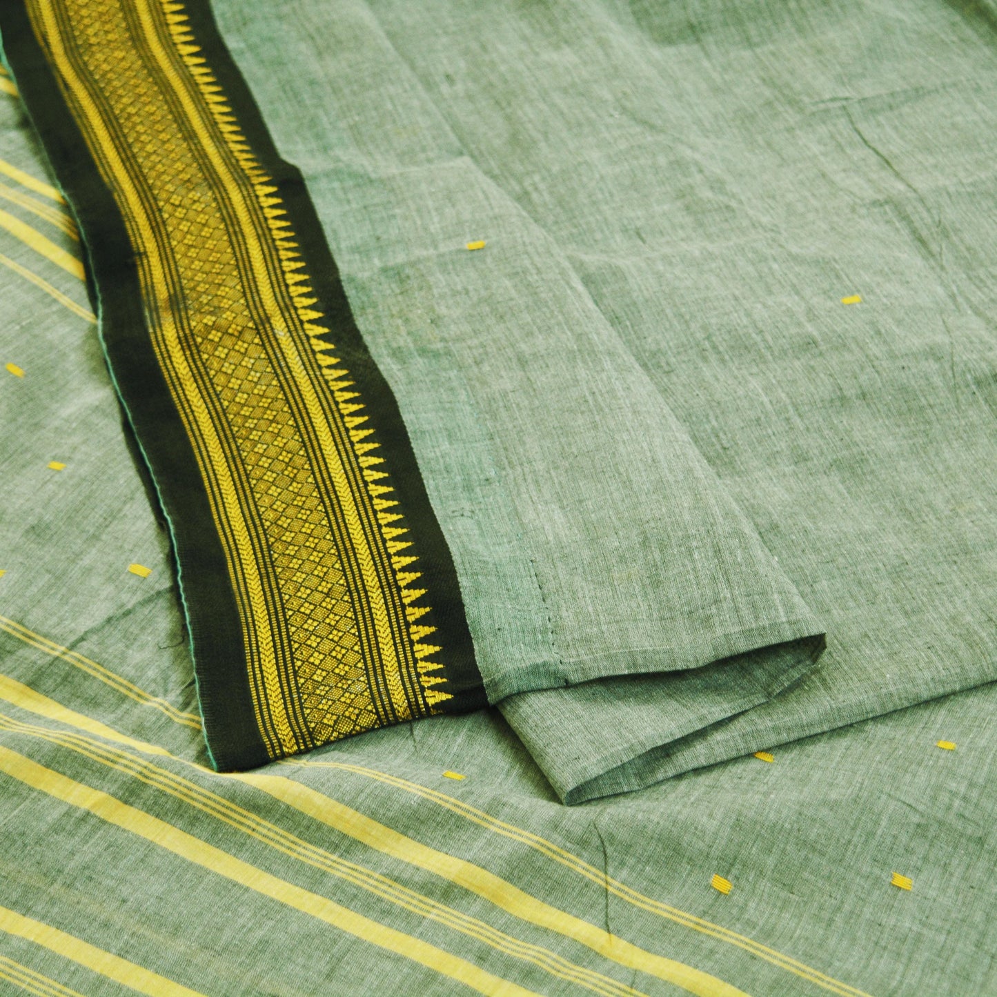 Vintage Sari Gray Pure Cotton Hand Woven Saree Golden Zari 5Yard Soft Floral Golden Zari