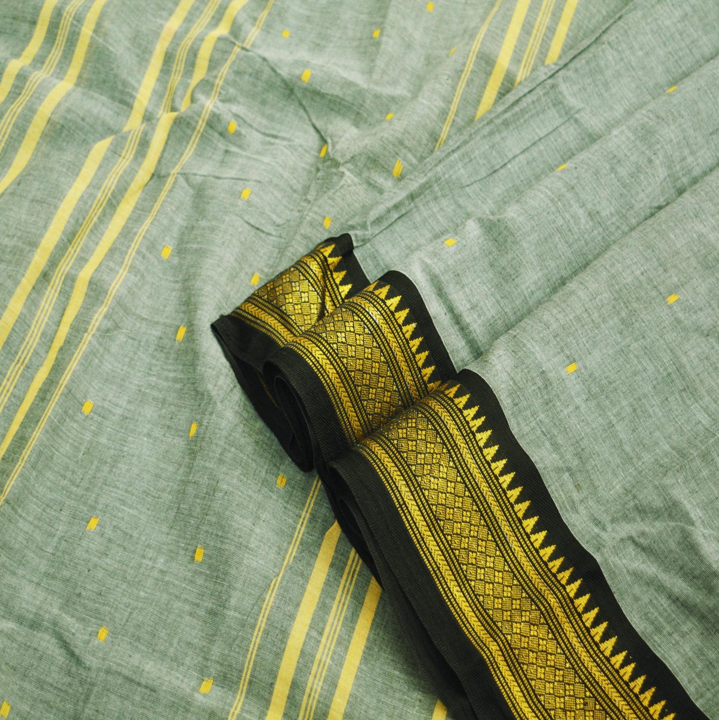Vintage Sari Gray Pure Cotton Hand Woven Saree Golden Zari 5Yard Soft Floral Golden Zari