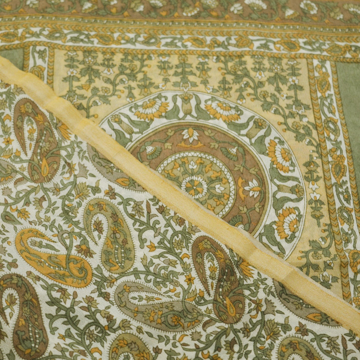 Indian Vintage Sari Ivory & Beige Pure Silk Printed Saree 6yd Sewing Paisley Craft Fabric DressMaking Soft Used Upcycled