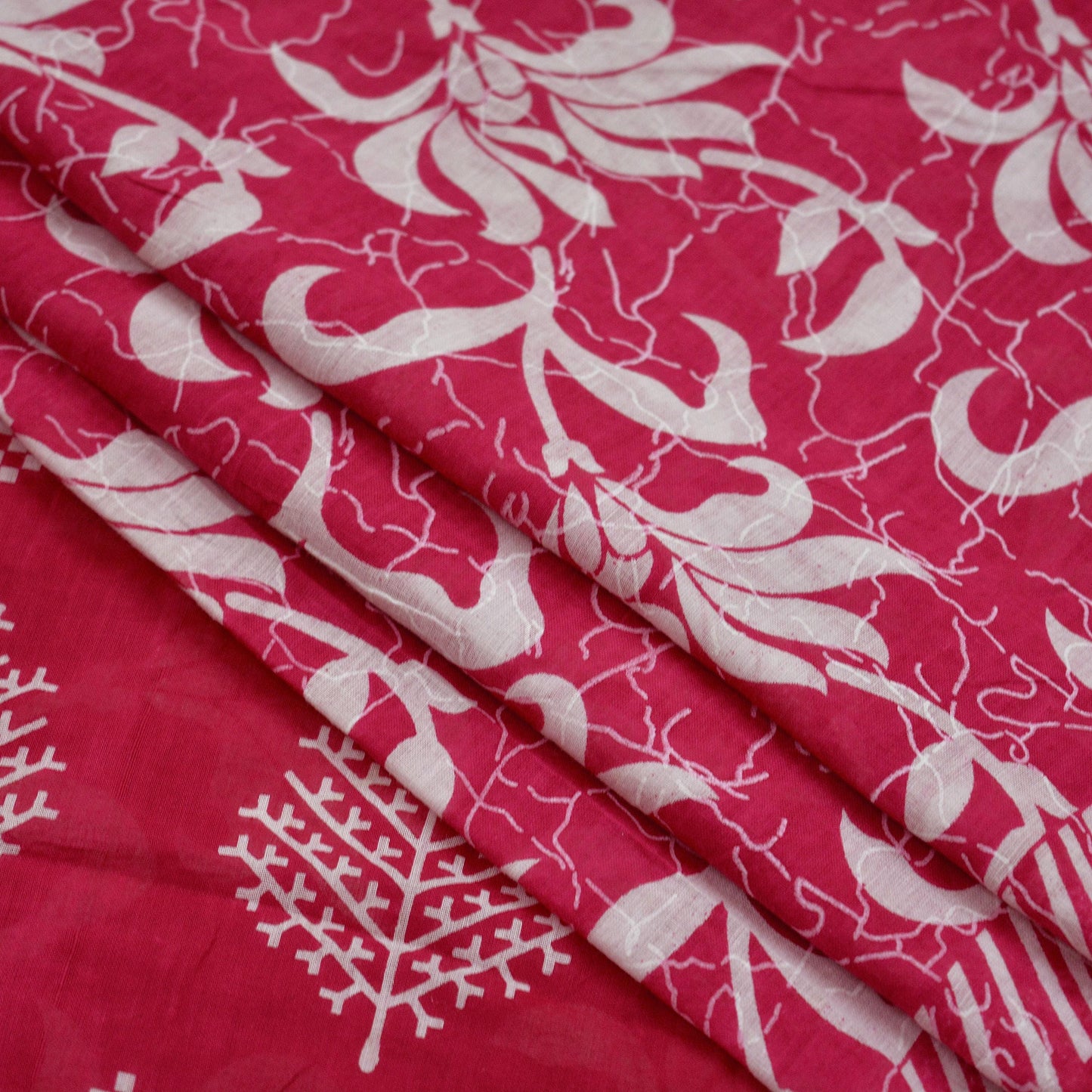 Indian Vintage Sari White & Pink Printed Pure Cotton Sarees Craft Fabric 5Yd Soft Sewing Sarong Wrap Boho Floral Quilting Dress making