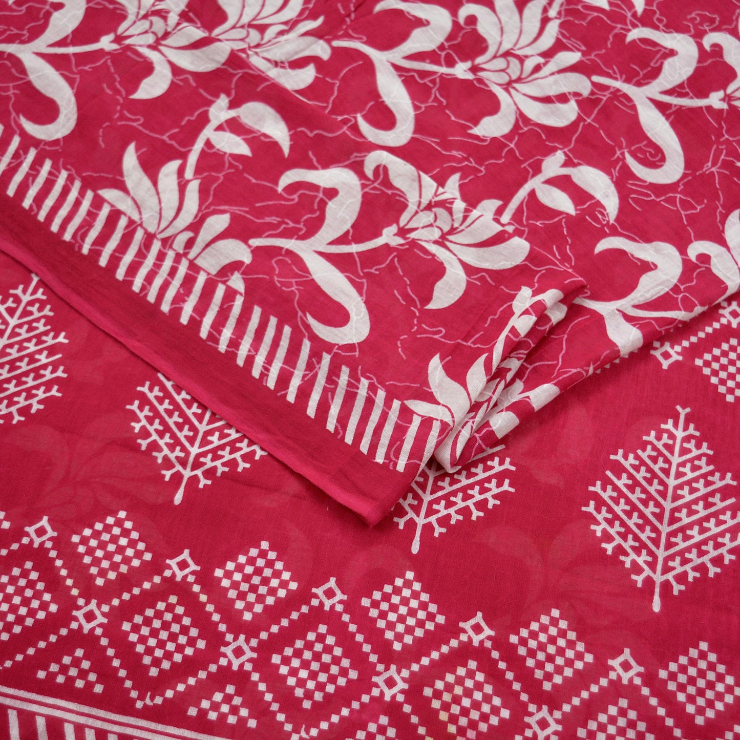 Indian Vintage Sari White & Pink Printed Pure Cotton Sarees Craft Fabric 5Yd Soft Sewing Sarong Wrap Boho Floral Quilting Dress making