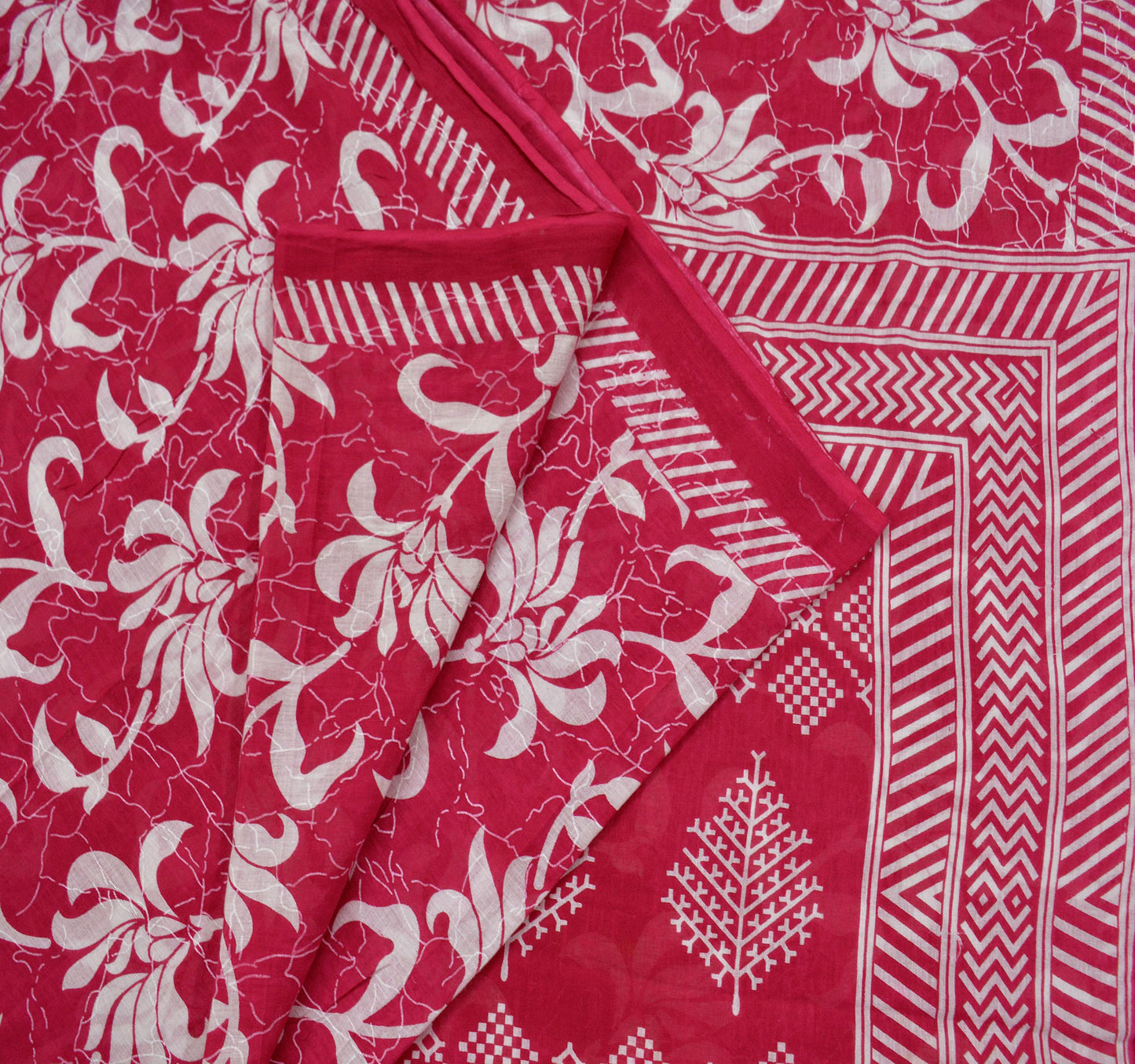 Indian Vintage Sari White & Pink Printed Pure Cotton Sarees Craft Fabric 5Yd Soft Sewing Sarong Wrap Boho Floral Quilting Dress making