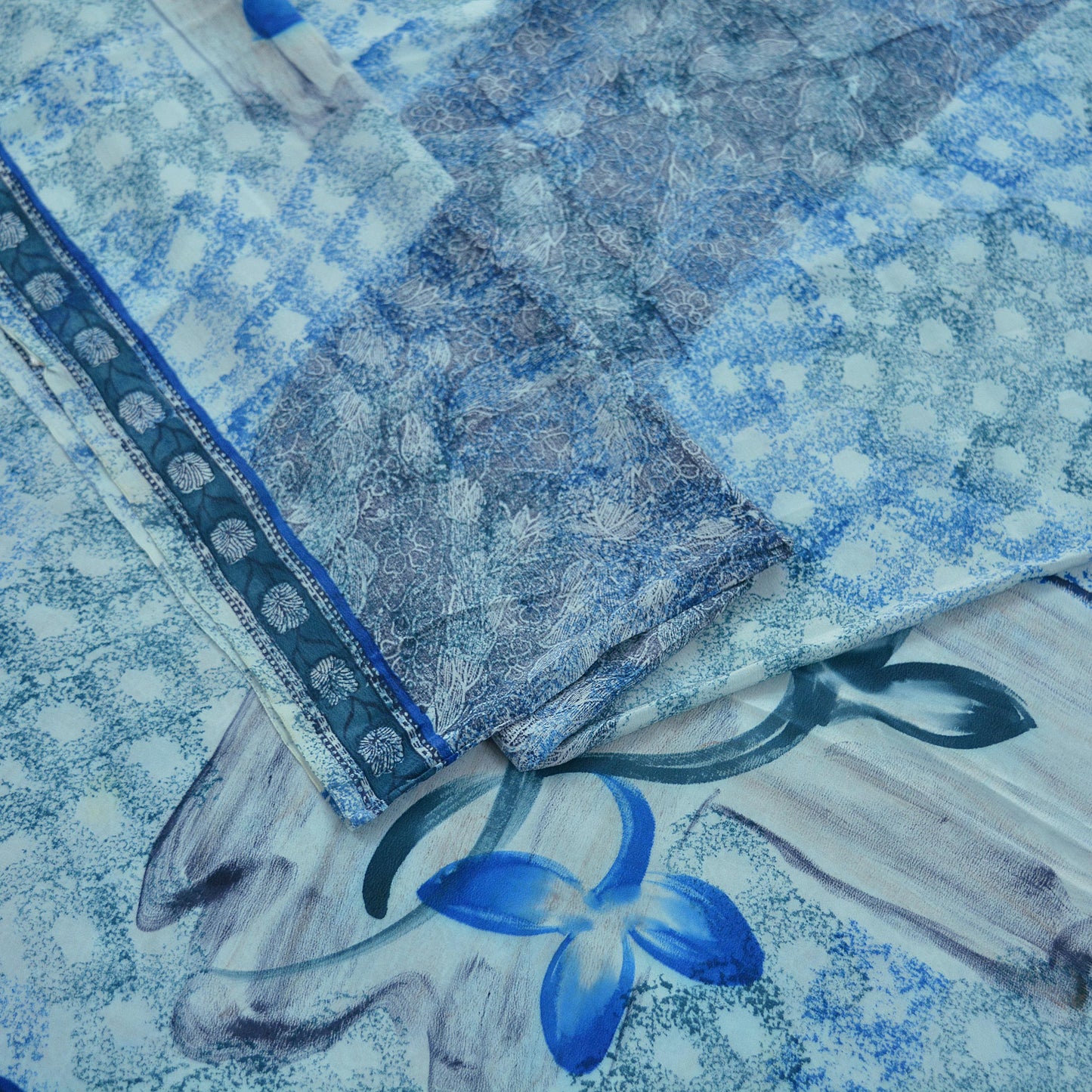 Indian Vintage Sari Ivory & Blue Pure Crepe Silk Printed Saree 5yard Sewing Floral Soft Craft Fabric Wrap Upcycle Quilting Crafting Used