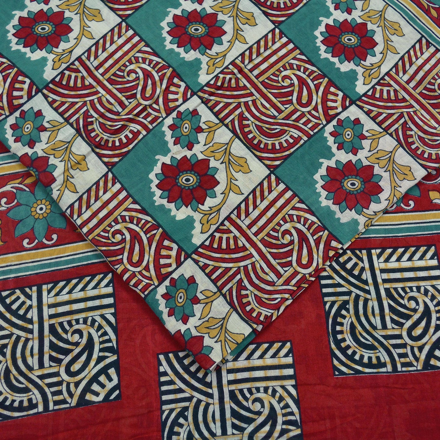 Indian Vintage Sari Green & Red Printed Pure Cotton Saree Craft Fabric 5Yd Sewing Sarong Wrap Boho Floral Crafting Upcycle Quilting Used