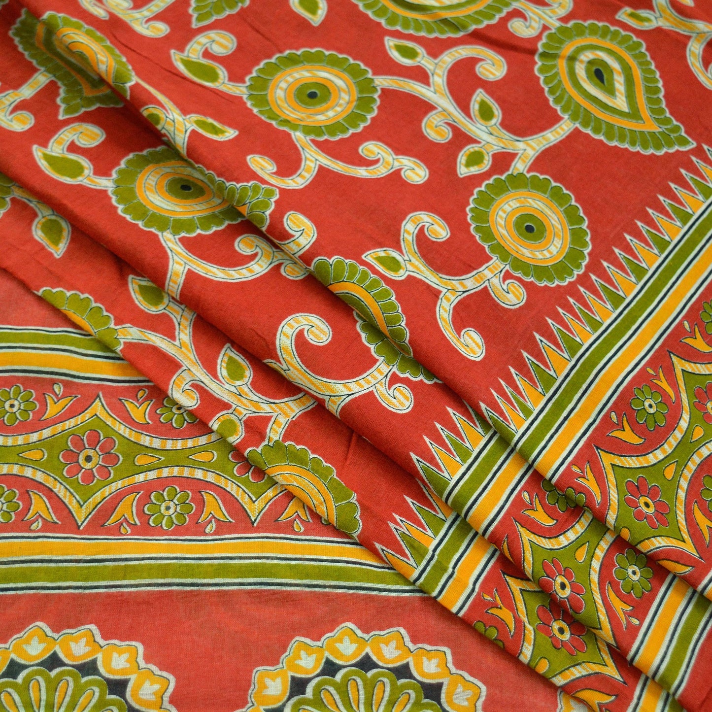 Indian Vintage Sari Green & Red Printed Pure Cotton Saree Craft Fabric 5Yd Sewing Sarong Wrap Boho Floral Crafting Upcycle Quilting Used
