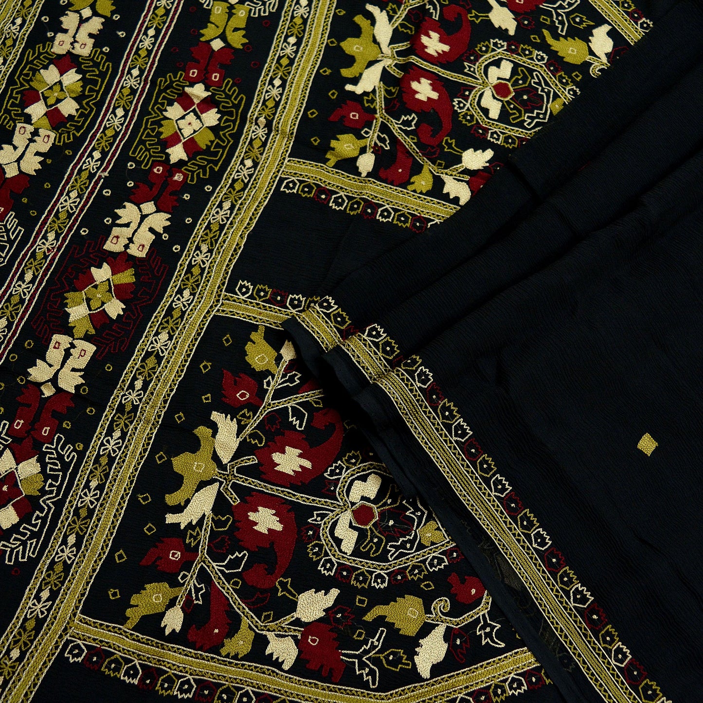 Indian Vintage Sari Black Pure Chiffon Silk Hand Embroidered Sarees Craft Fabric 5Yd Soft Dress Making Sewing Quilting For Crafting Used