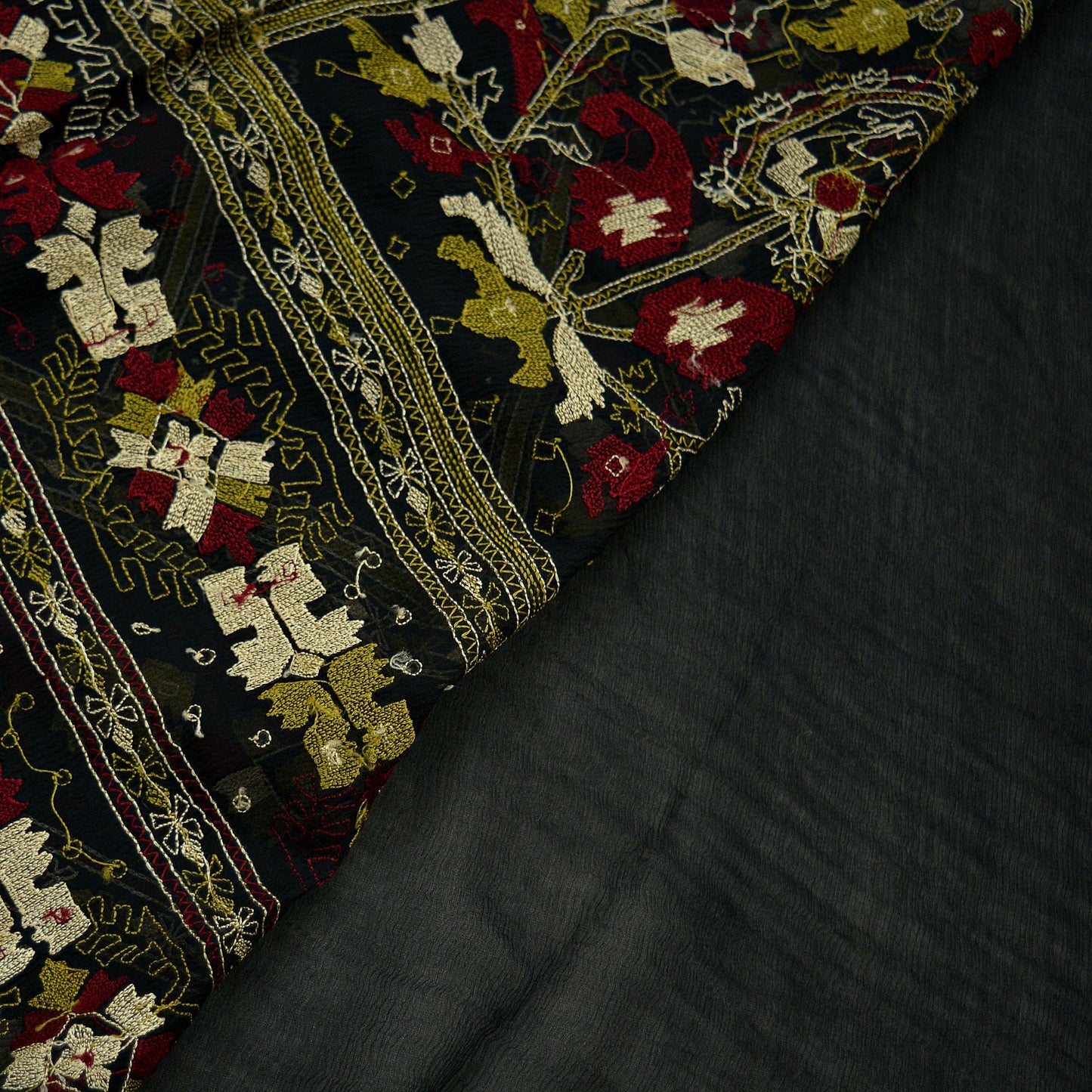 Indian Vintage Sari Black Pure Chiffon Silk Hand Embroidered Sarees Craft Fabric 5Yd Soft Dress Making Sewing Quilting For Crafting Used