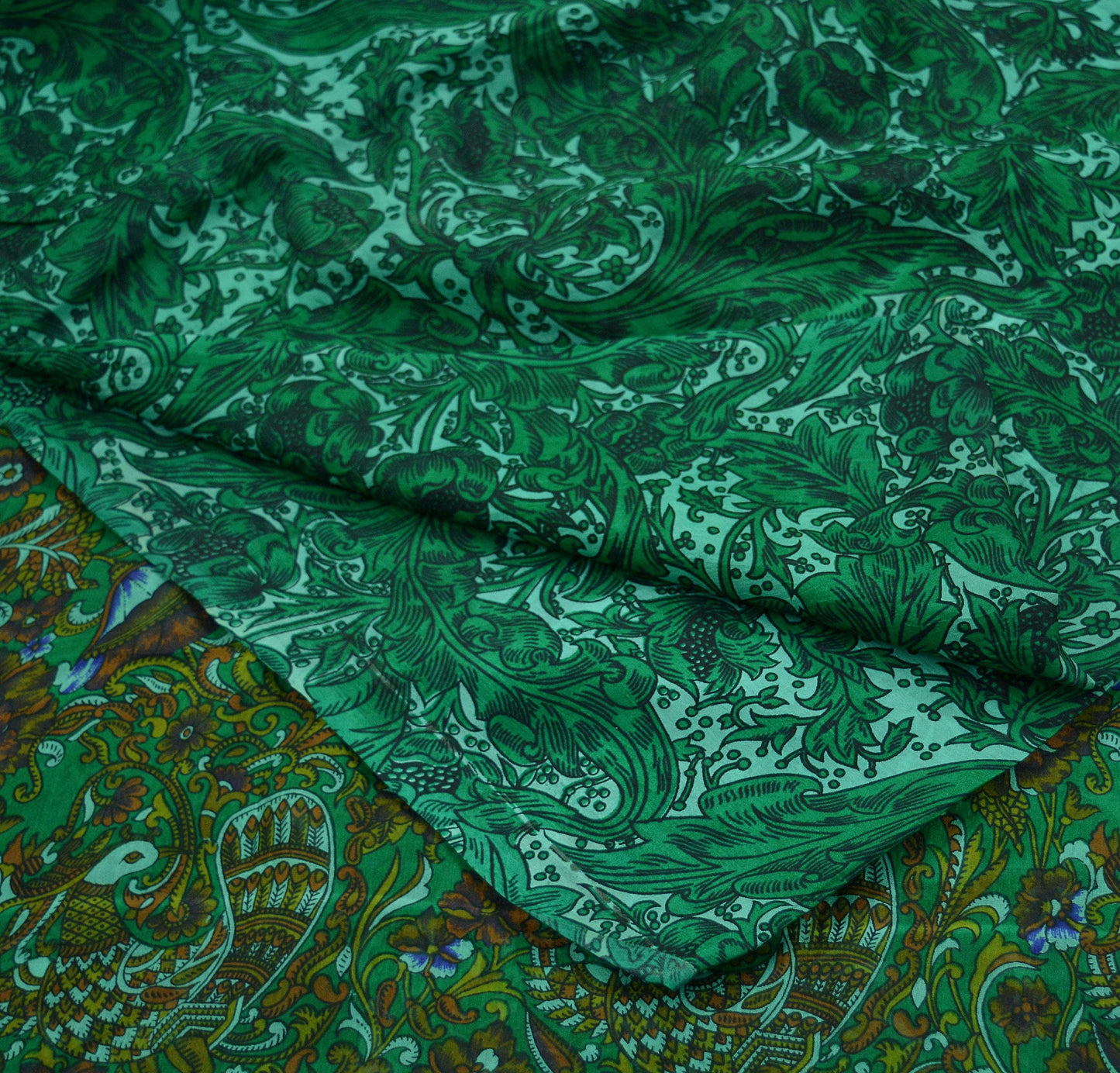Indian Vintage Sari Green Pure Silk Printed Sarees 5yd Sewing Craft Fabric Dress Making Peacock Wrap Upcycle Used Quilting Crafting