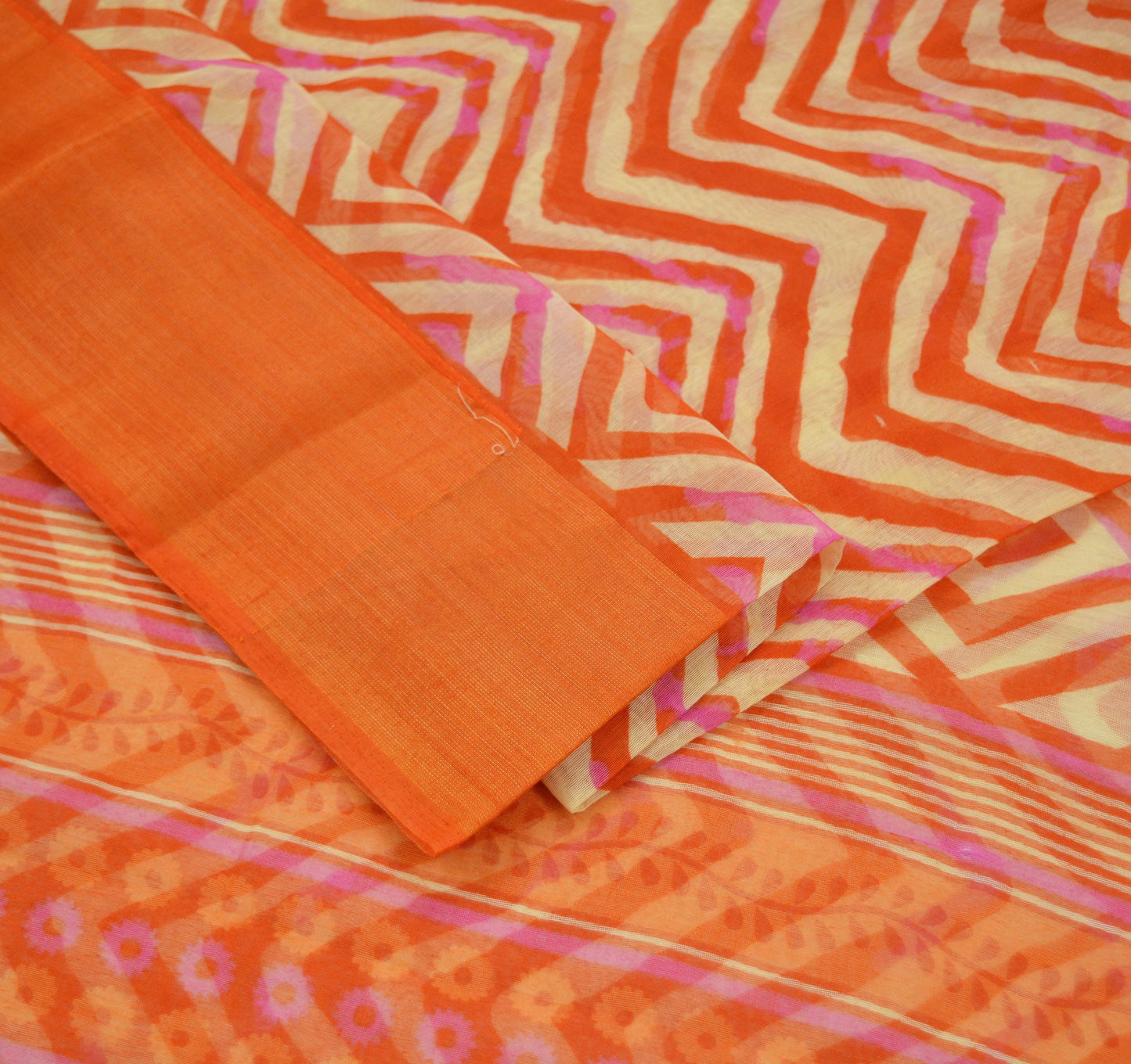 Indian Vintage Sari Orange & Beige Printed Chanderi Cotton Craft Fabric 5Yd Sewing Zigzag Soft Dress Making Bollywood sarees Crafting Zari