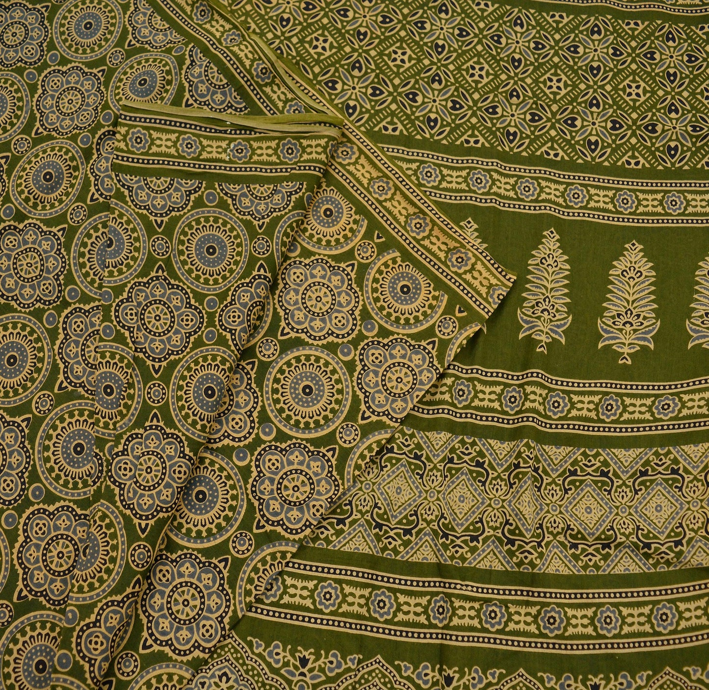 Vintage Sari Green Hand Block Printed 100% Pure Cotton Sarees Soft Craft Fabric Floral 5Yd Lady Dear Floral Design Upcycle Quilting Crafting